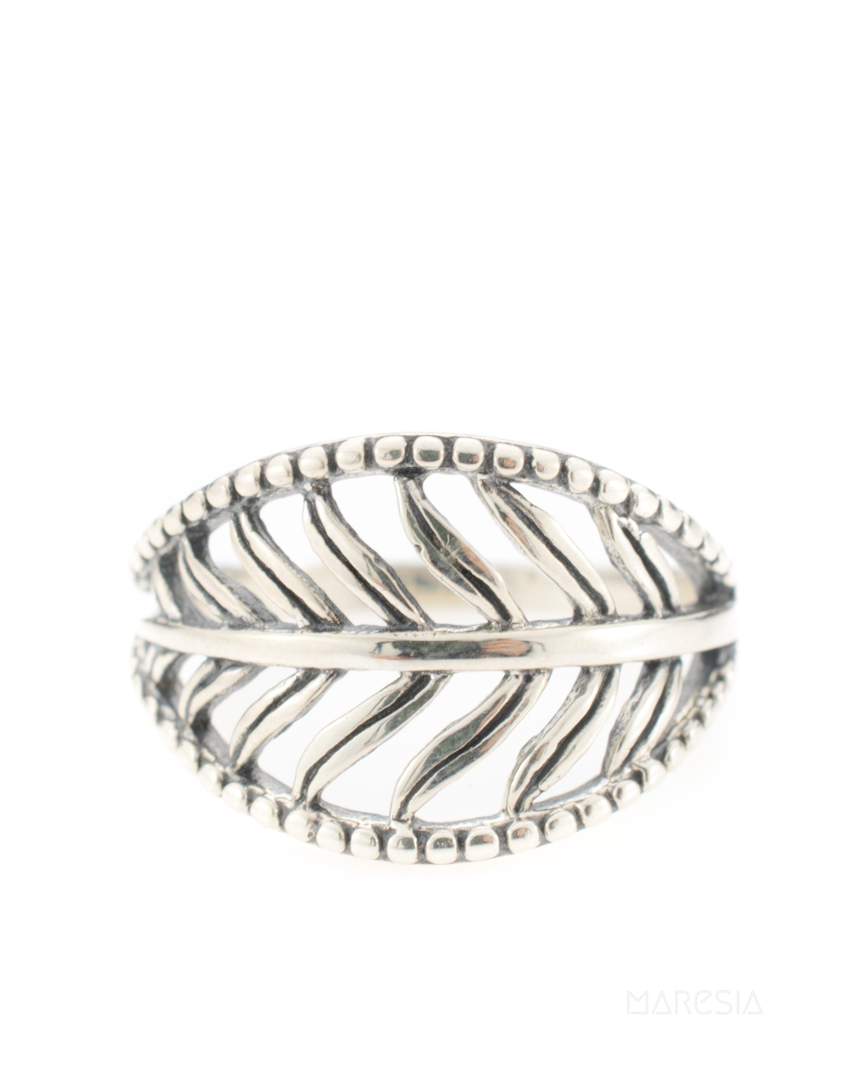 Leaf Ring~ Sterling Silver 925~ SMR022 - Maresia Jewelry