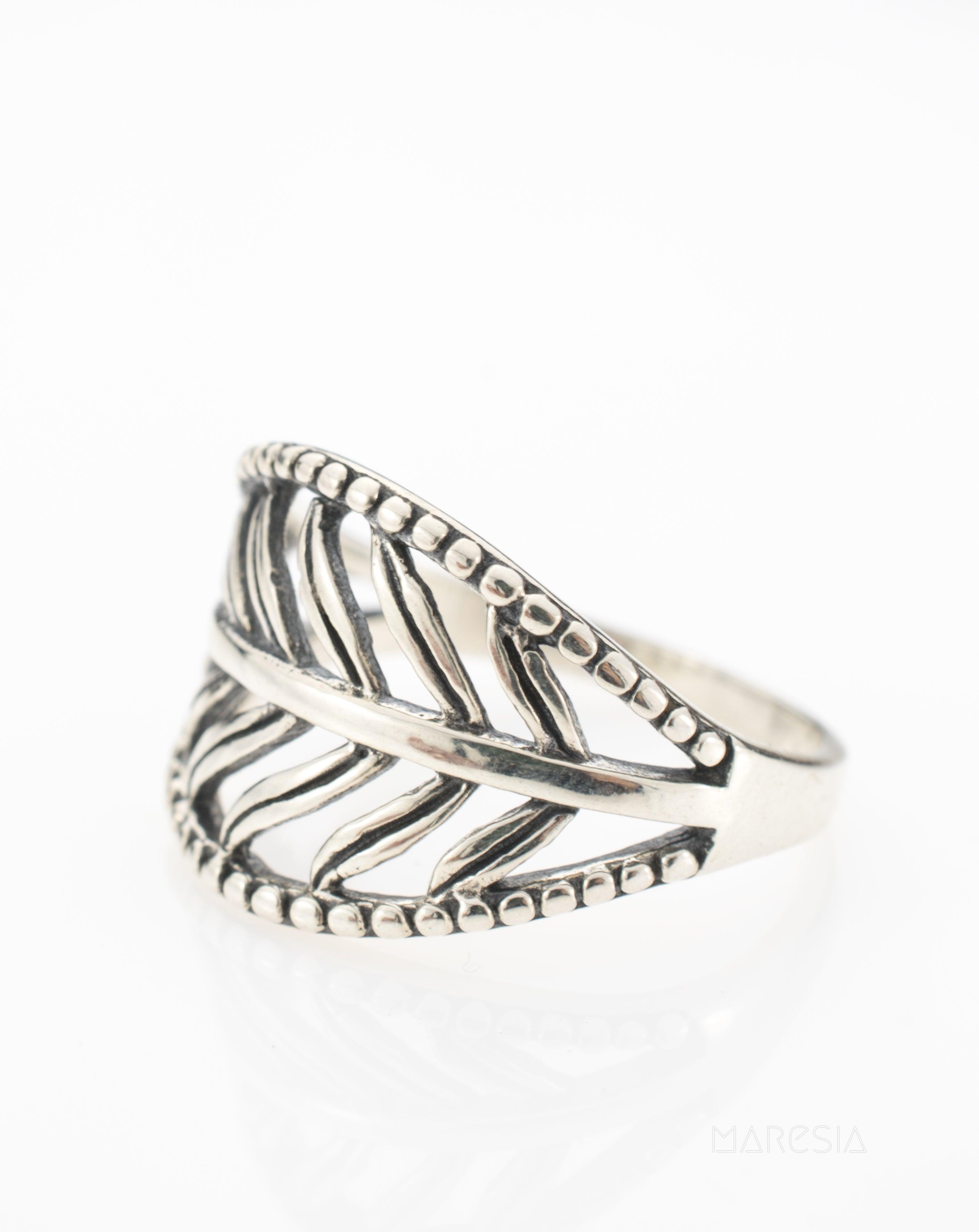 Leaf Ring~ Sterling Silver 925~ SMR022 - Maresia Jewelry
