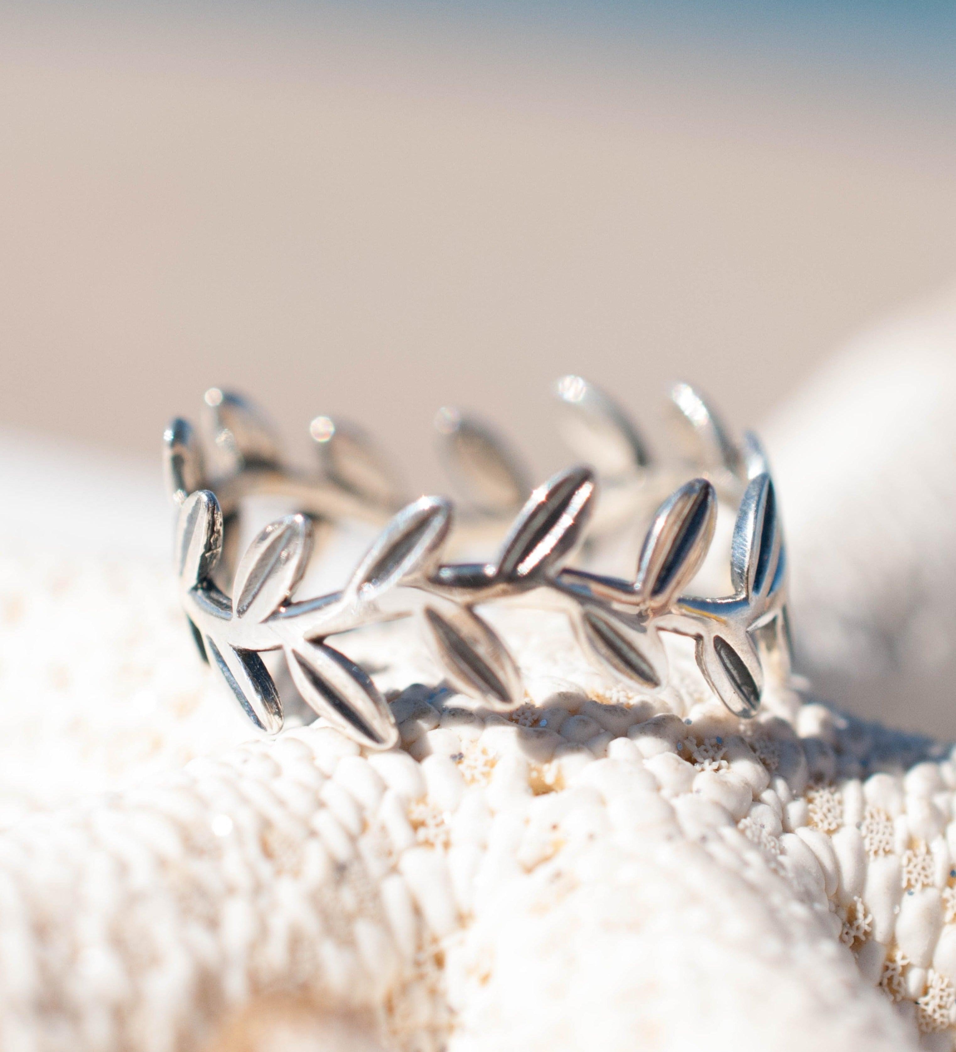 Leaf Ring~ Sterling Silver 925~ SMR031 - Maresia Jewelry