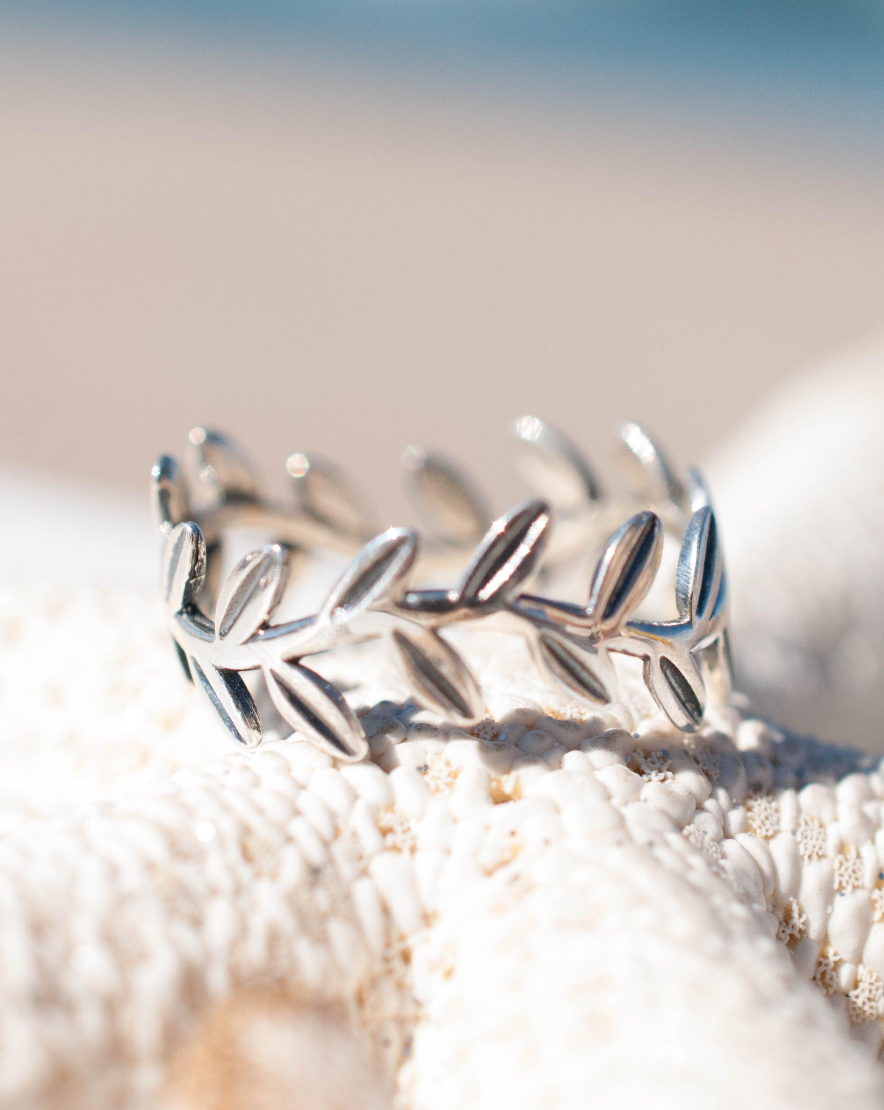 Leaf Ring~ Sterling Silver 925~ SMR031 - Maresia Jewelry
