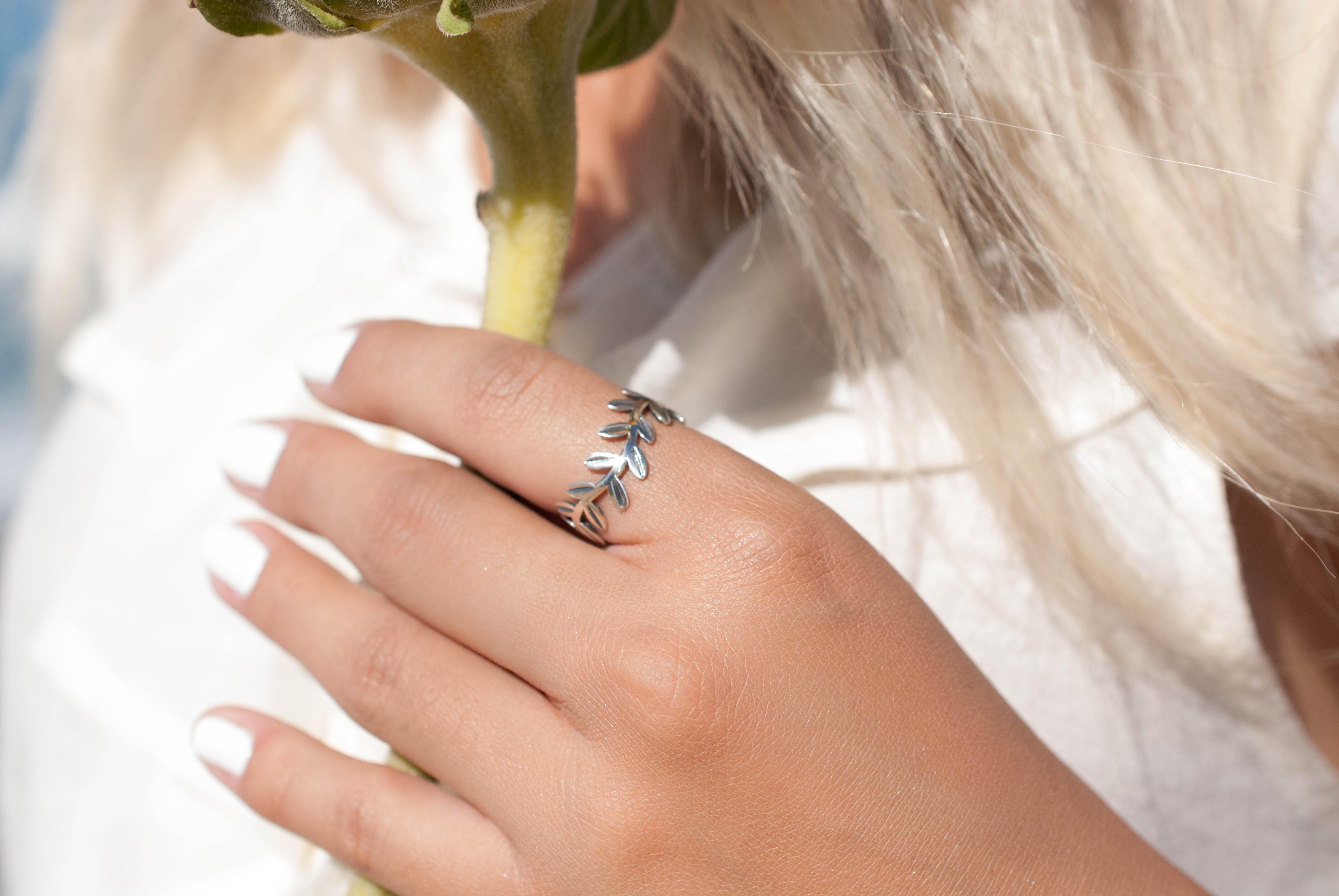 Leaf Ring~ Sterling Silver 925~ SMR031 - Maresia Jewelry
