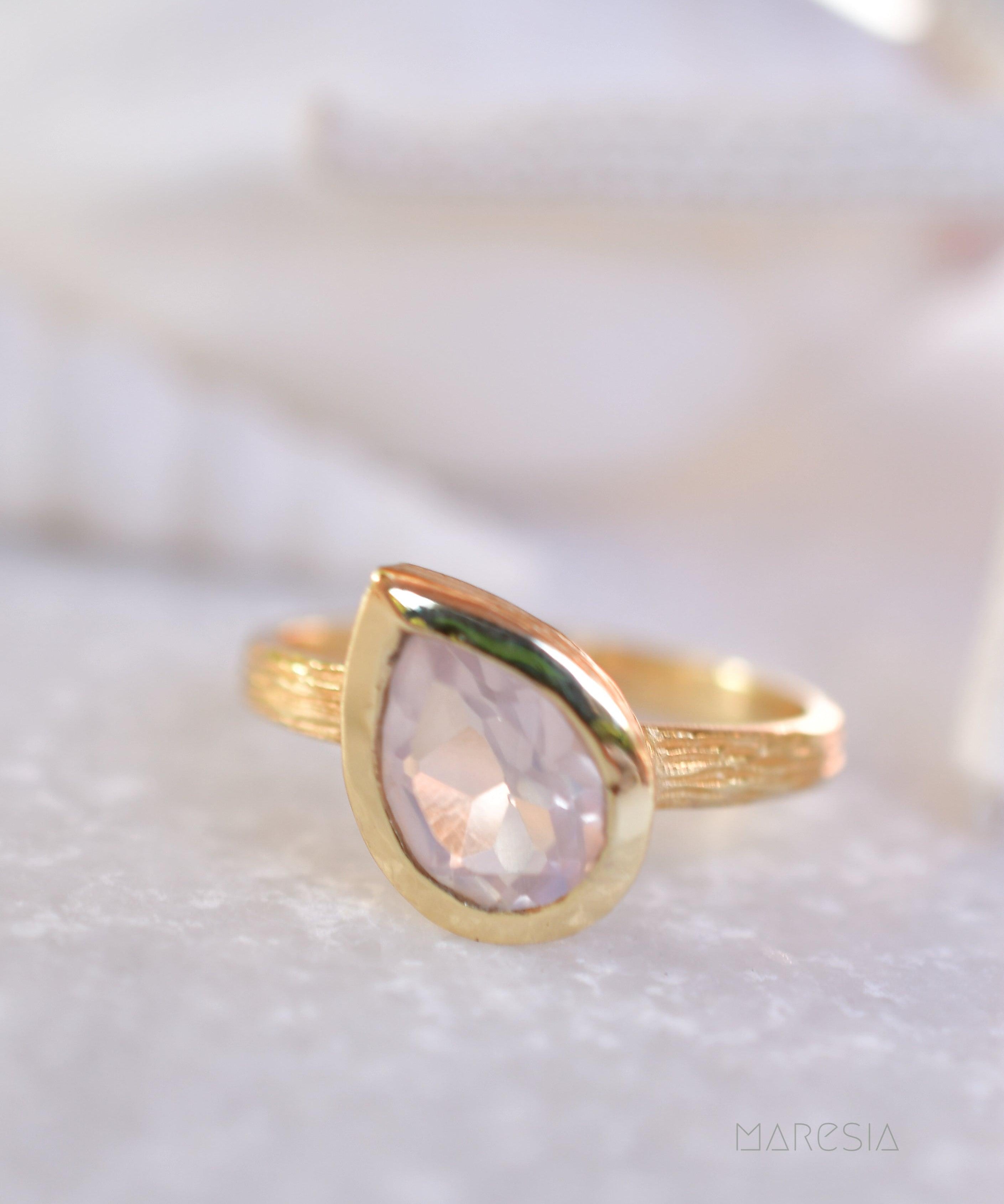Lica Rose Quartz Tear Drop Gold Ring ~ 18k Gold Plated ~ SMR126 - Maresia Jewelry