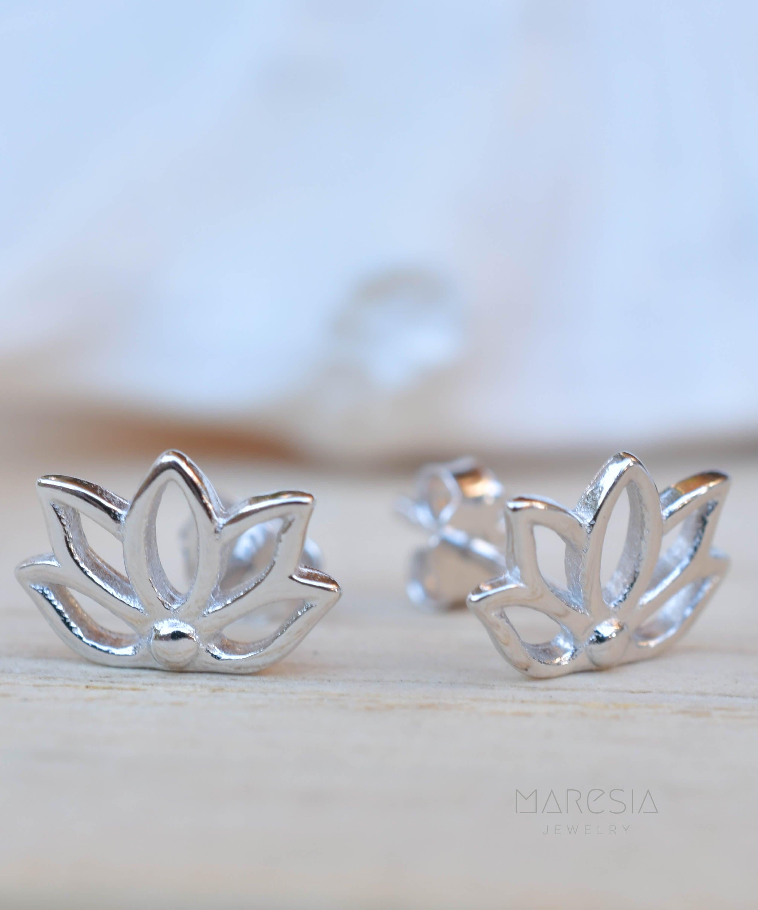 Lotus Flower Stud Earrings ~ Sterling Silver 925 ~ SME084 - Maresia Jewelry