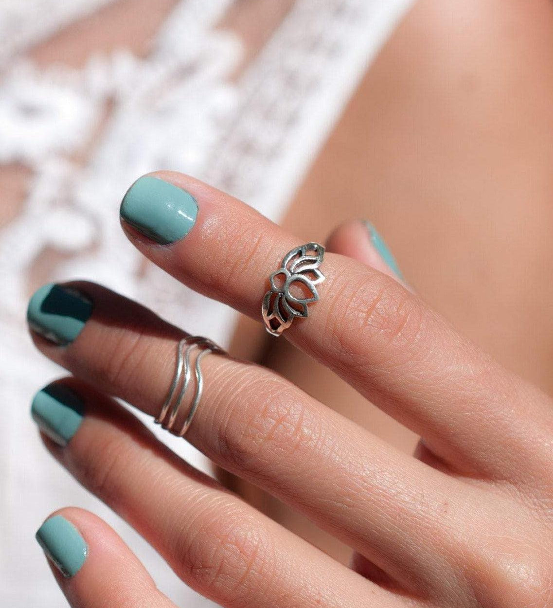 Lotus midi ring  ~ Sterling Silver 925 ~ MR171 - Maresia Jewelry