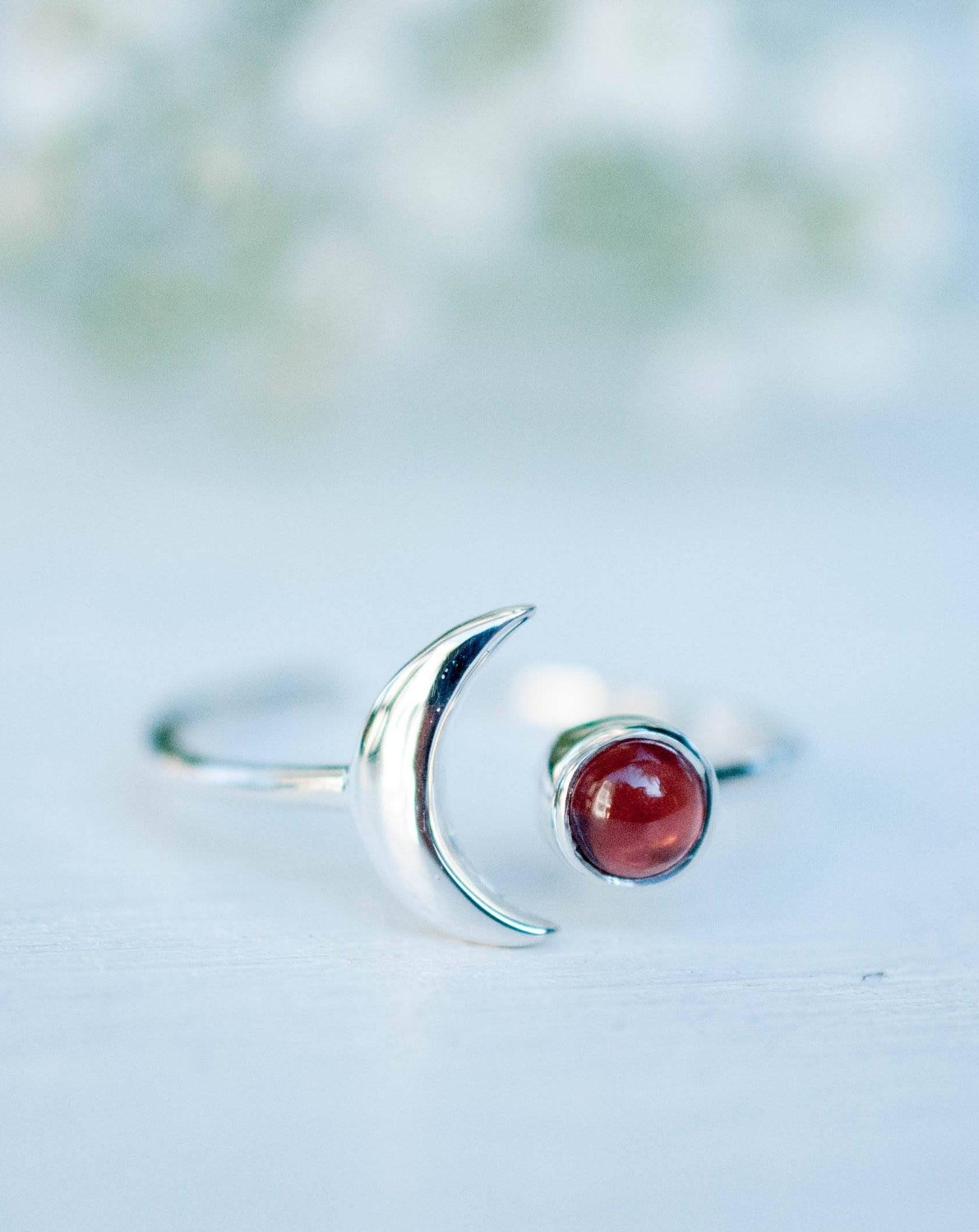 Garnet Half Moon Ring ~ Sterling Silver 925 ~MR117 - Maresia Jewelry