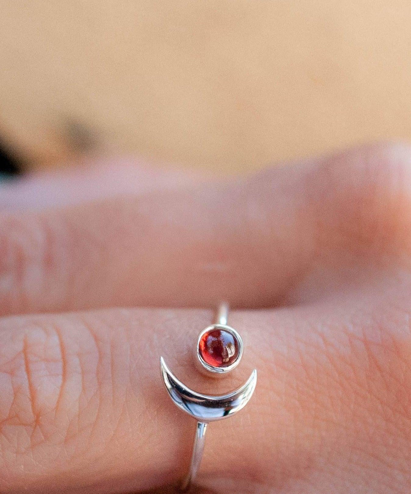 Garnet Half Moon Ring ~ Sterling Silver 925 ~MR117 - Maresia Jewelry