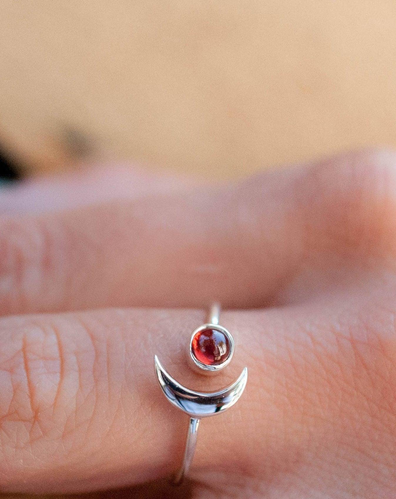 Garnet Half Moon Ring ~ Sterling Silver 925 ~MR117 - Maresia Jewelry