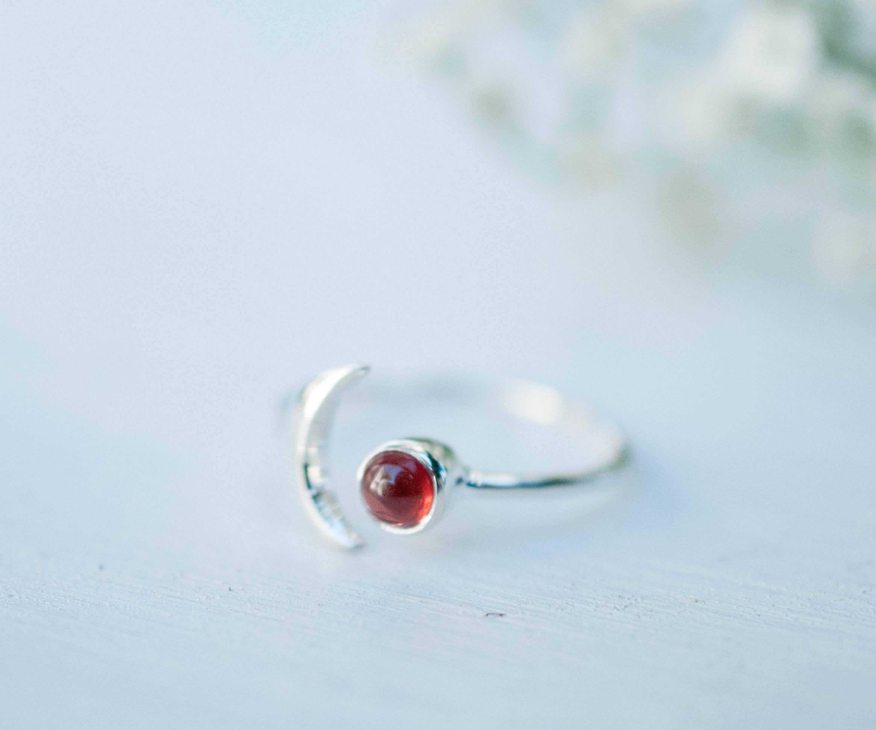 Garnet Half Moon Ring ~ Sterling Silver 925 ~MR117 - Maresia Jewelry