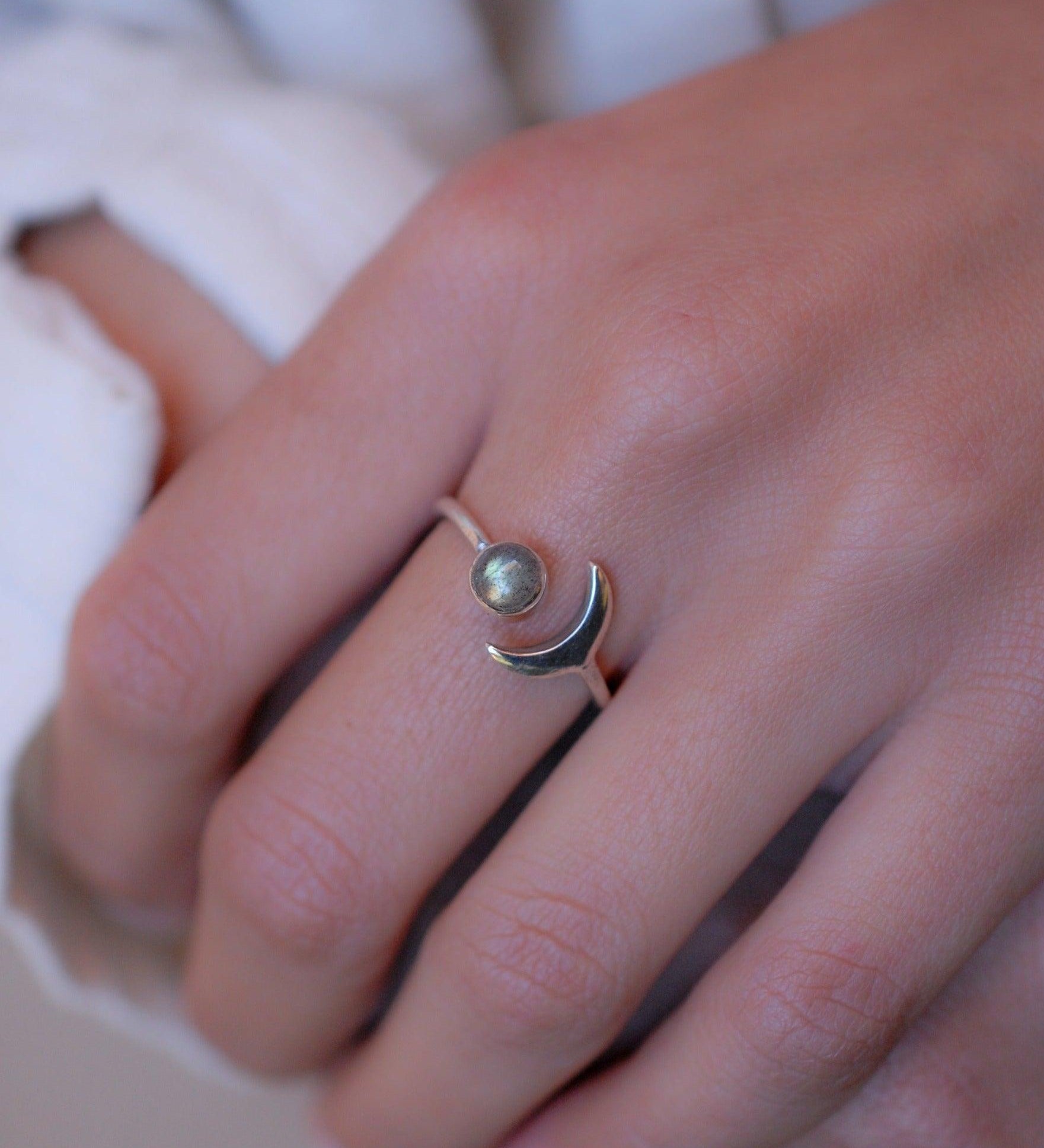 Labradorite Ring ~ Sterling Silver 925 ~MR130 - Maresia Jewelry