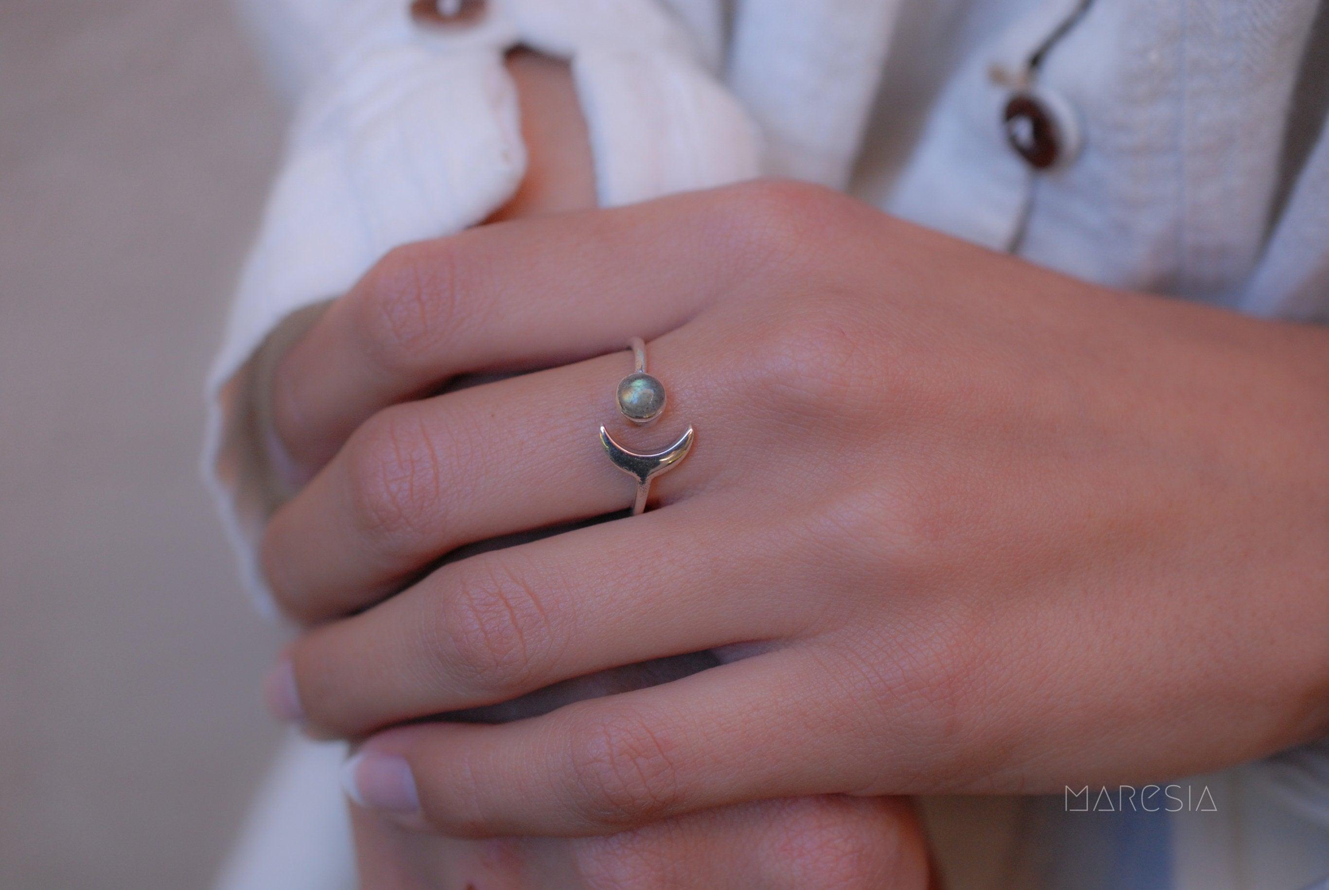 Labradorite Ring ~ Sterling Silver 925 ~MR130 - Maresia Jewelry
