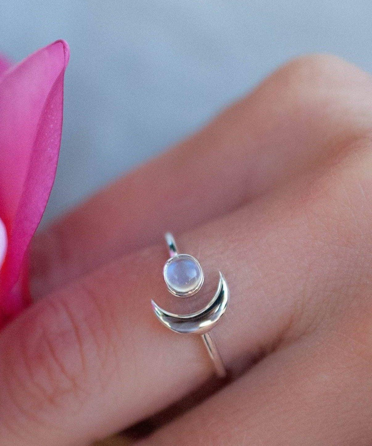 Moonstone Ring ~ Sterling Silver 925 ~MR116 - Maresia Jewelry