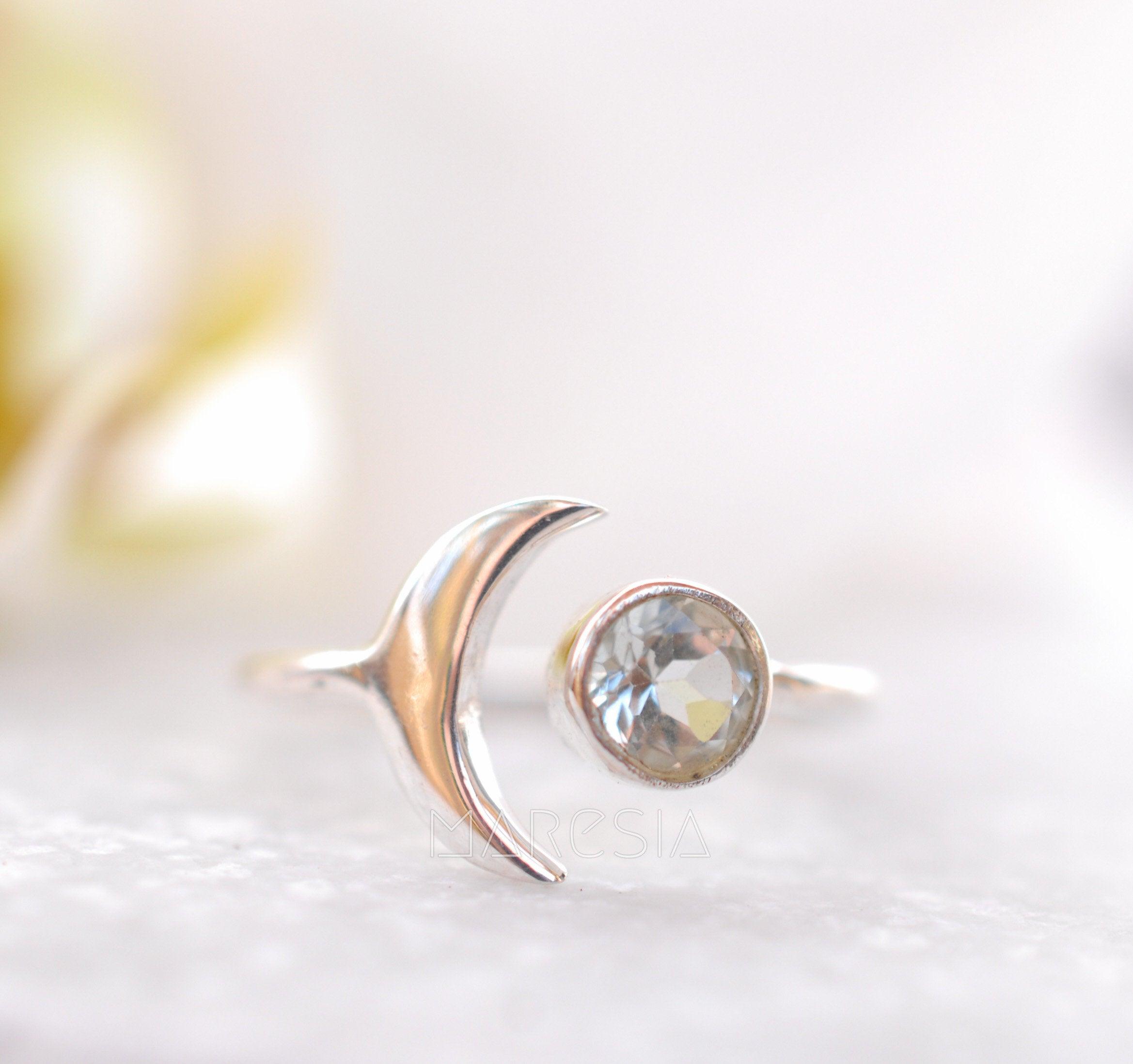 White topaz Ring ~ Sterling Silver 925 ~ MR127 - Maresia Jewelry