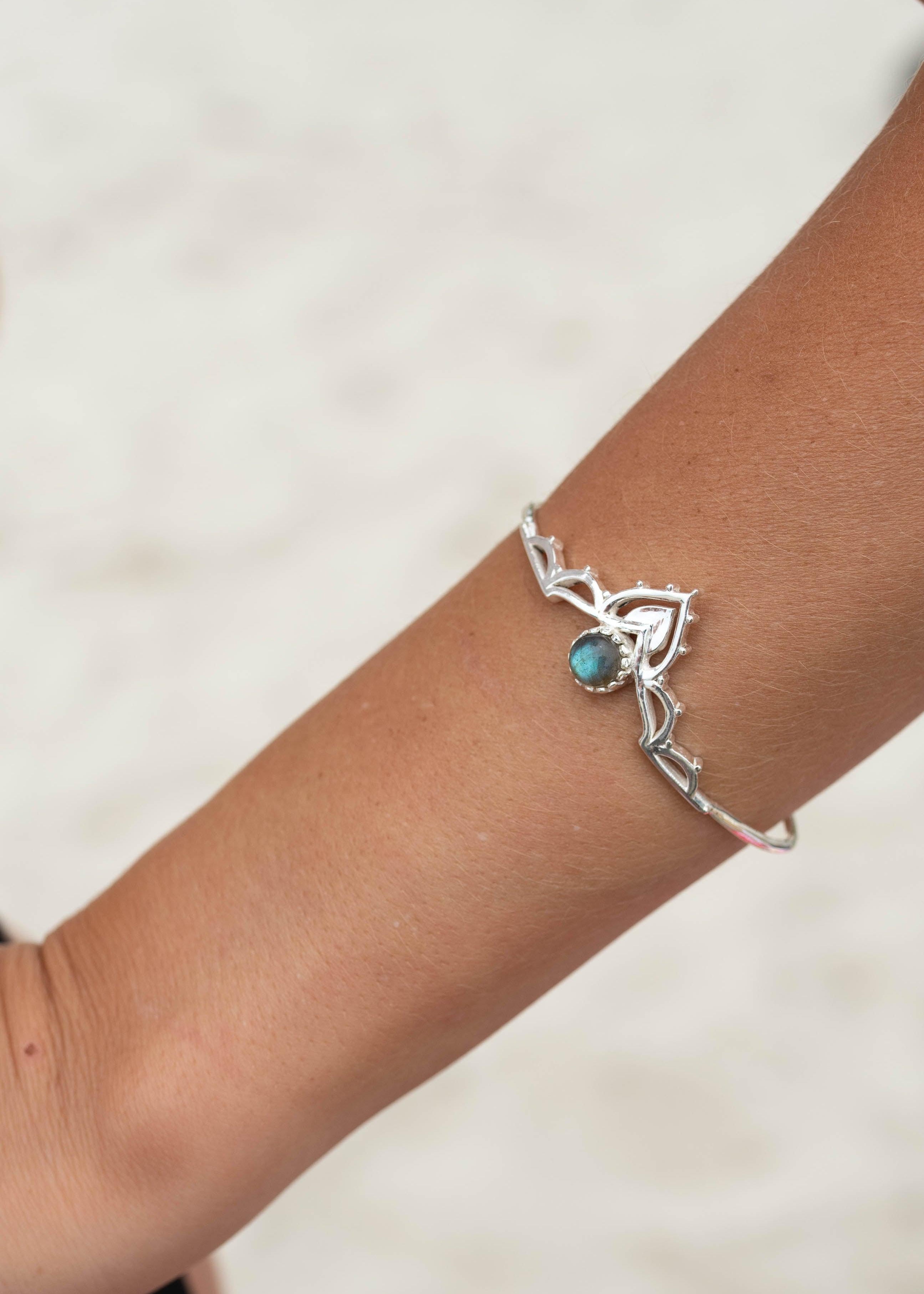 Mandala Moonstone, Aqua Chalcedony, Labradorite and Rose quartz Adjustable Bracelet ~ Sterling Silver 925 ~MB034B - Maresia Jewelry