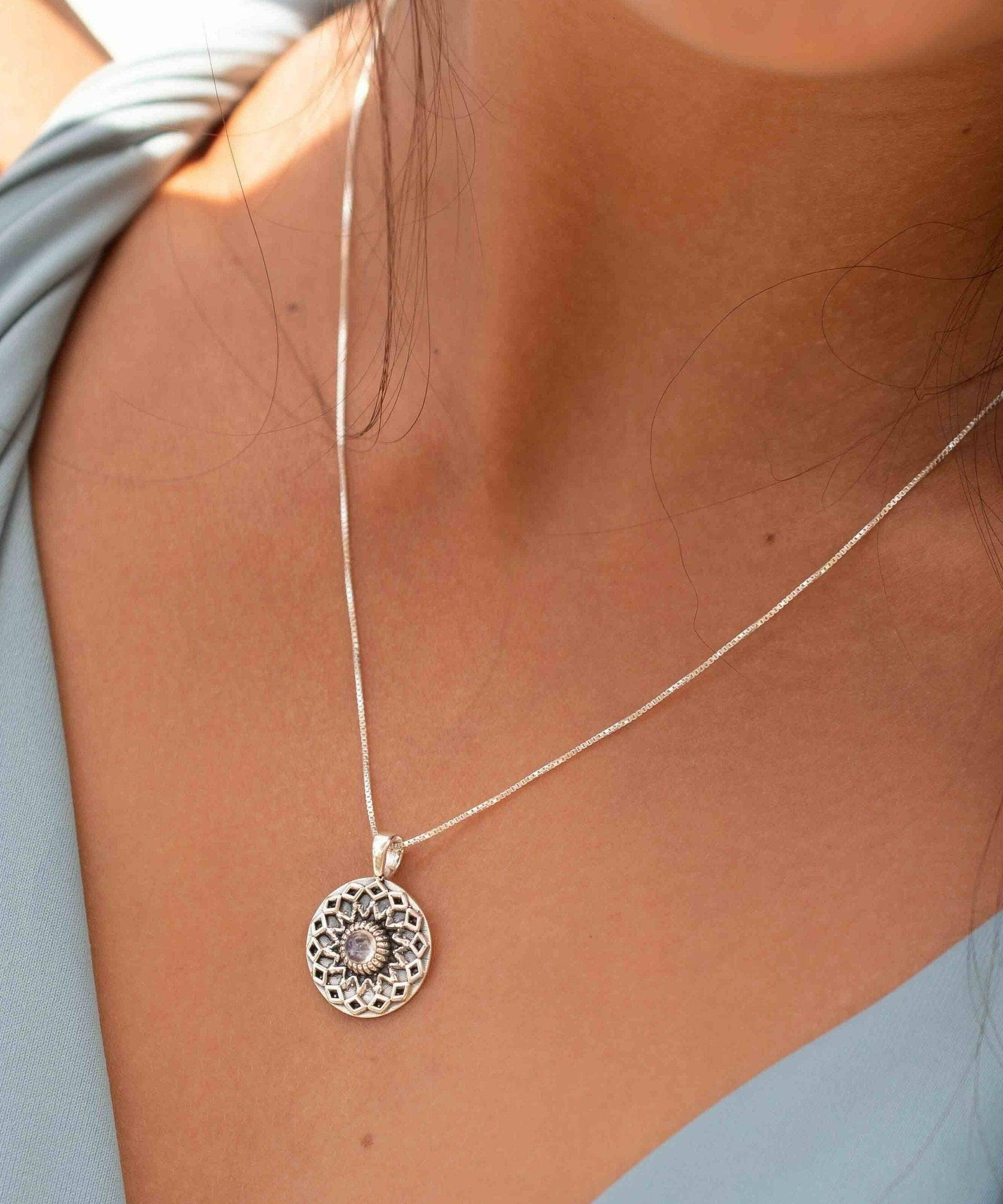 Moonstone or Labradorite Pendant ~Mandala ~ Sterling Silver 925  ~ Delicate ~ Bohemian ~  Charm ~ MN084