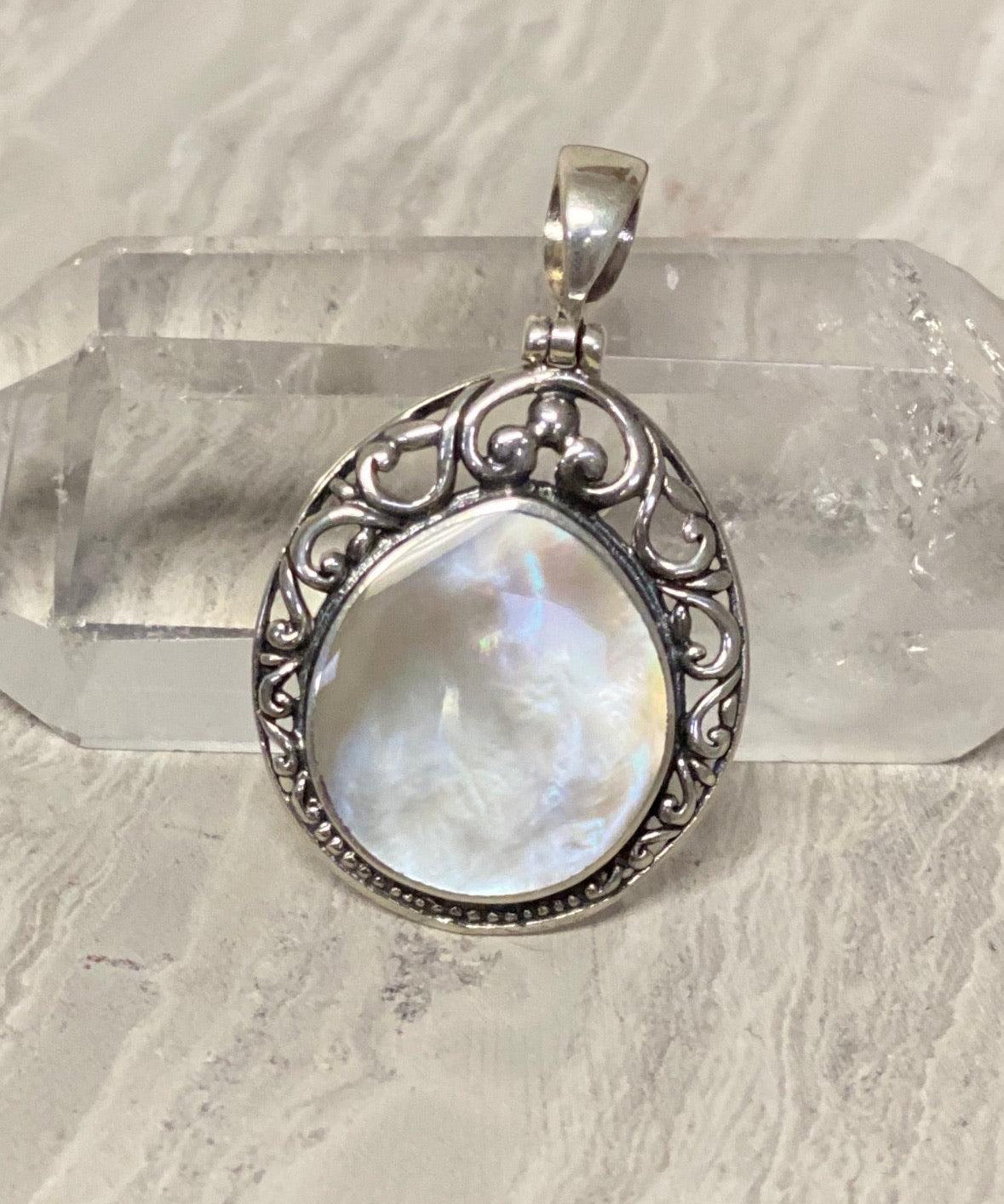 Mari Pendant ~ Abalone ~ Sterling Silver 925 ~ SMP005 - Maresia Jewelry