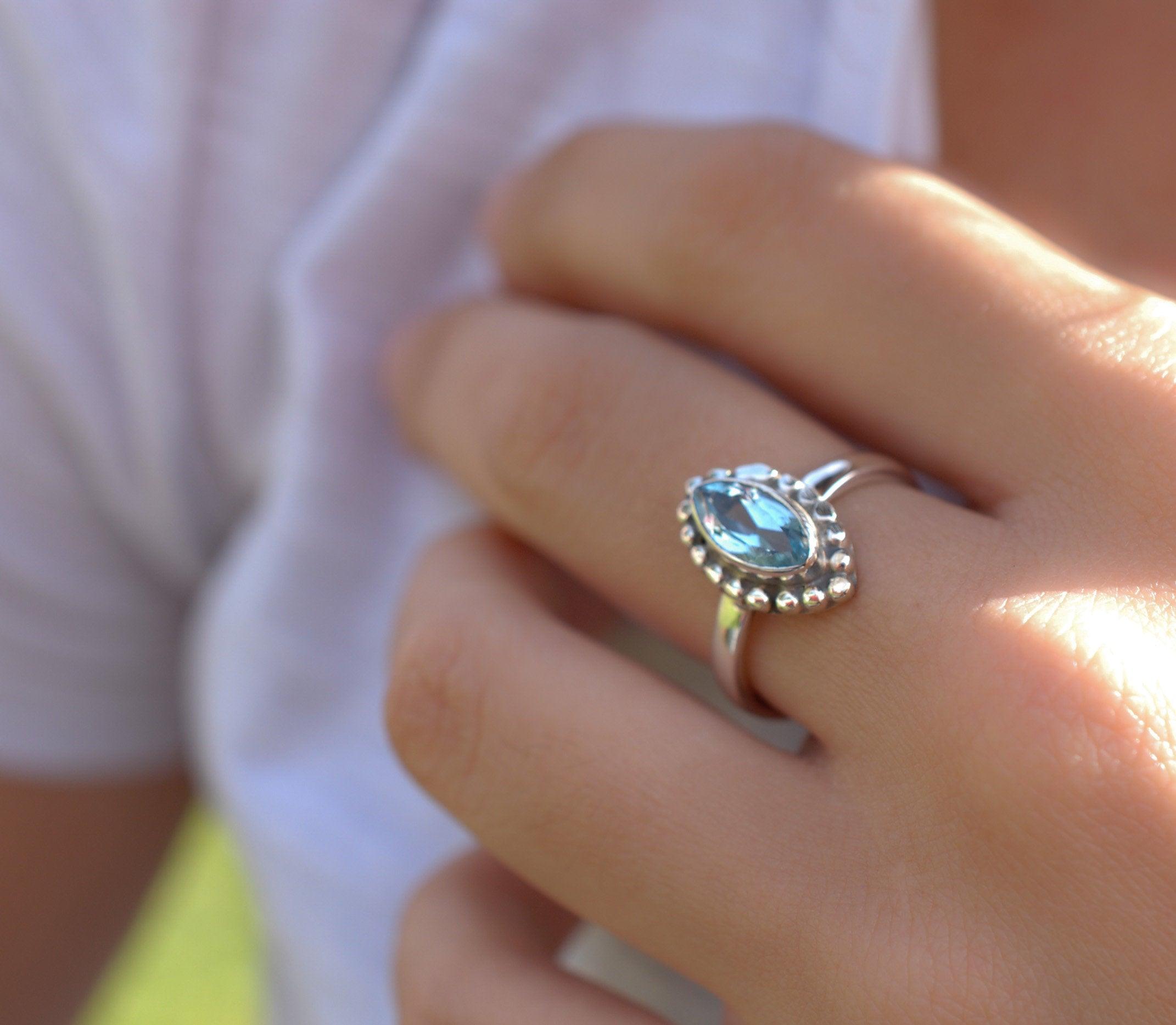 Blue Topaz Ring ~ Sterling Silver 925 ~MR093 - Maresia Jewelry