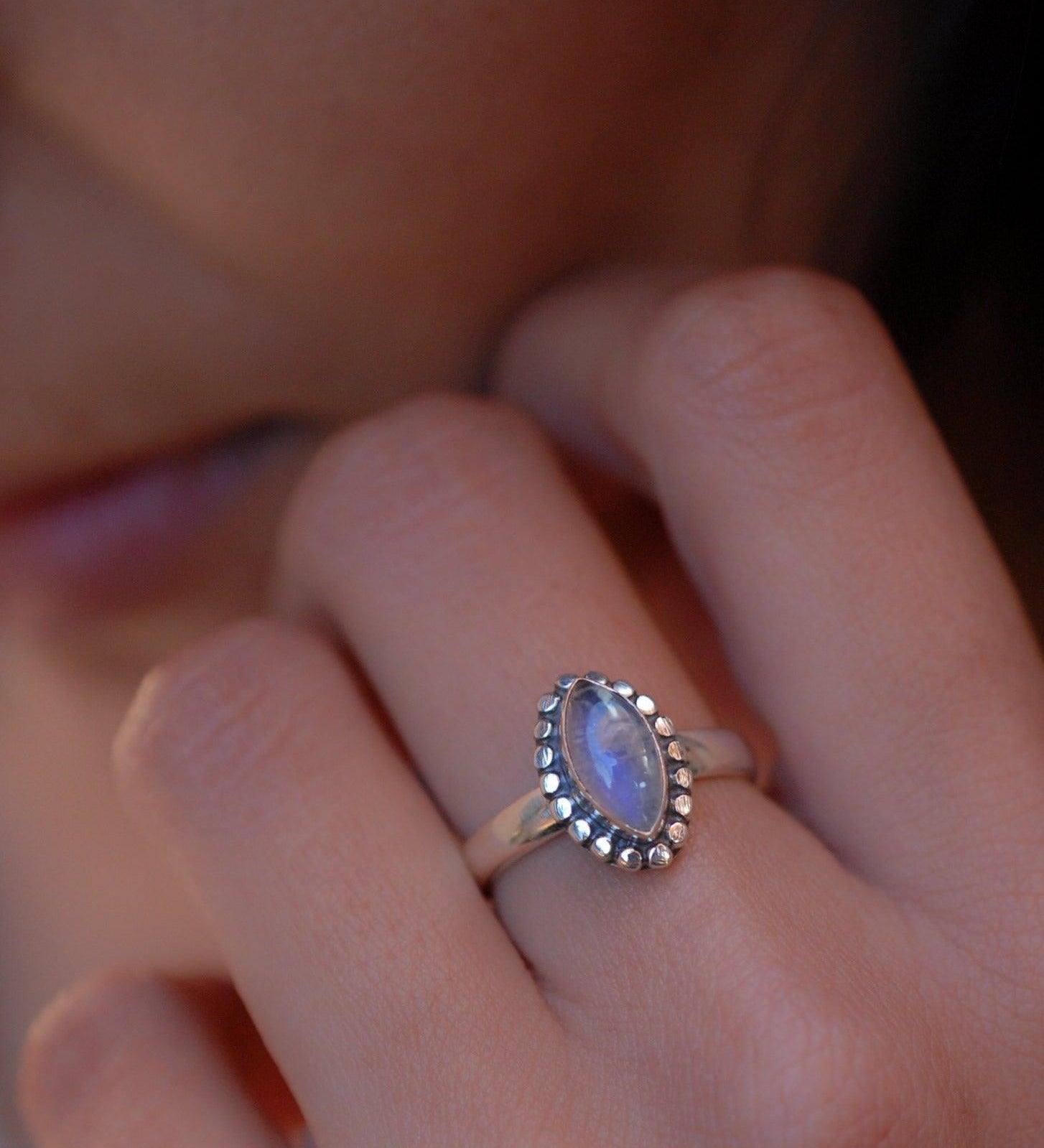 Moonstone Ring ~ Sterling Silver 925 ~MR016 - Maresia Jewelry