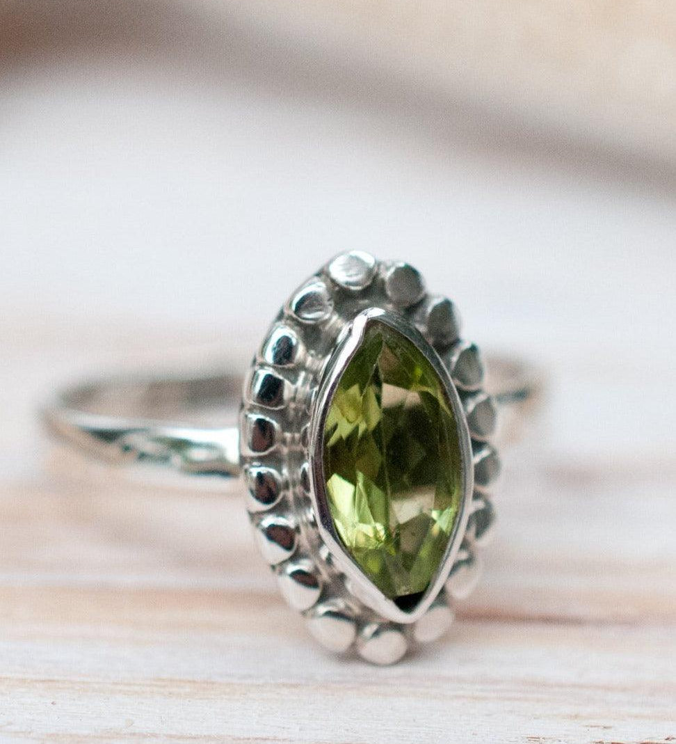 Peridot Ring ~ Sterling Silver 925 ~MR013 - Maresia Jewelry