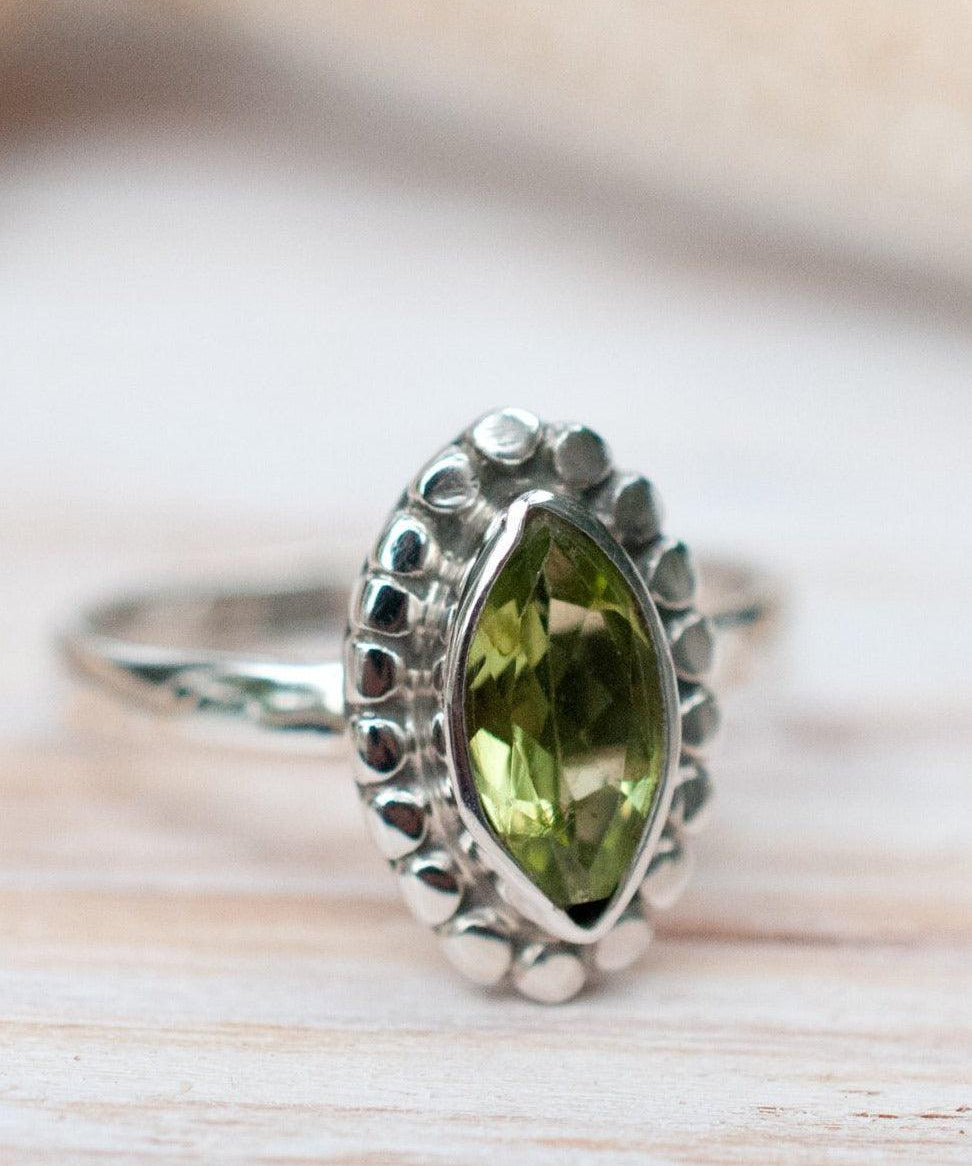 Peridot Ring ~ Sterling Silver 925 ~MR013 - Maresia Jewelry
