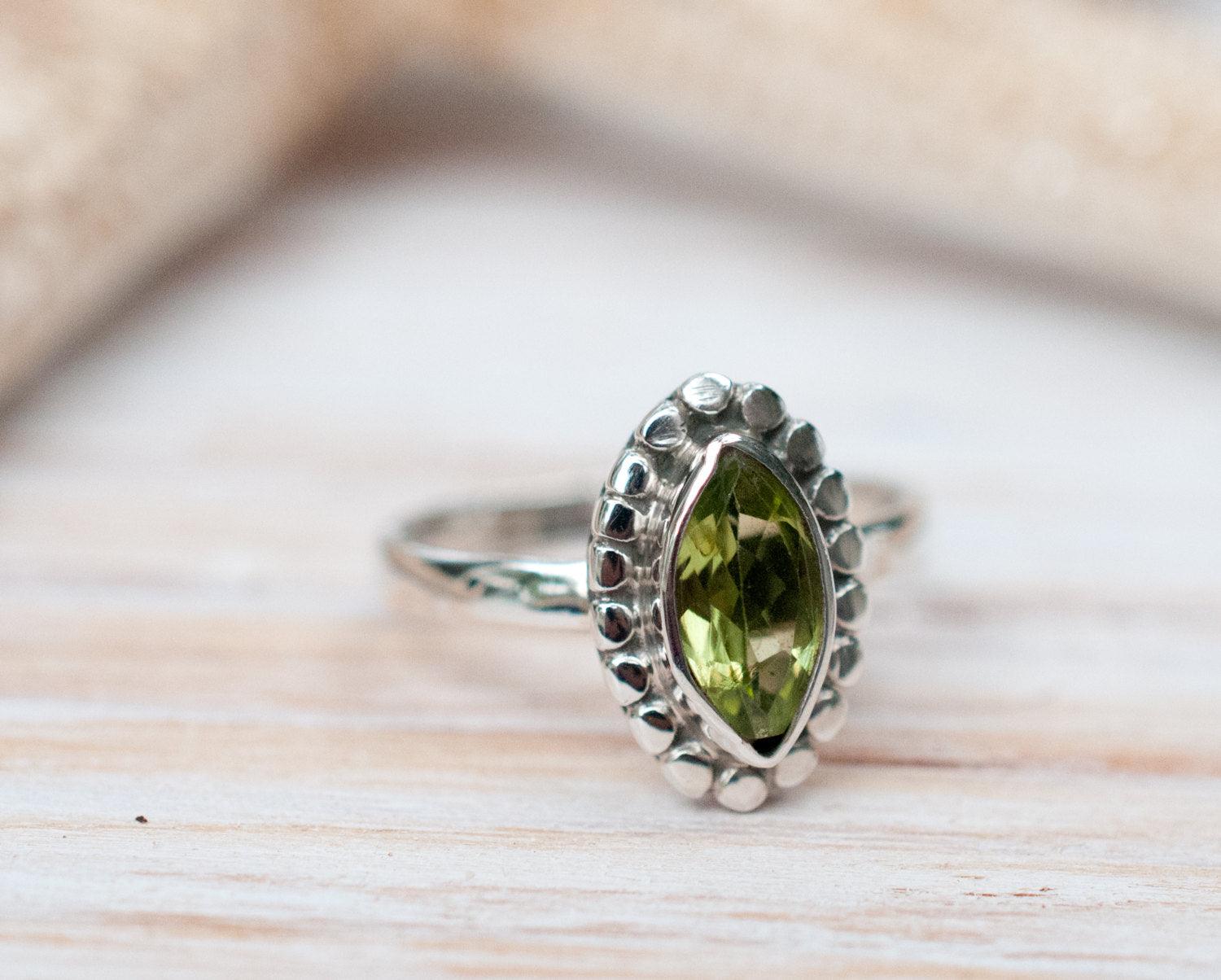 Peridot Ring ~ Sterling Silver 925 ~MR013 - Maresia Jewelry