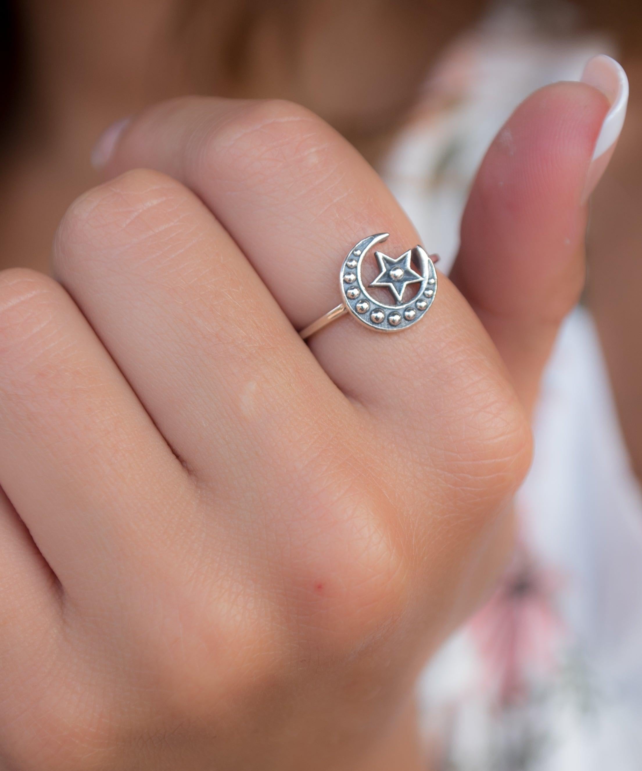 Moon & Star Ring~ Sterling Silver 925~ SMR - Maresia Jewelry