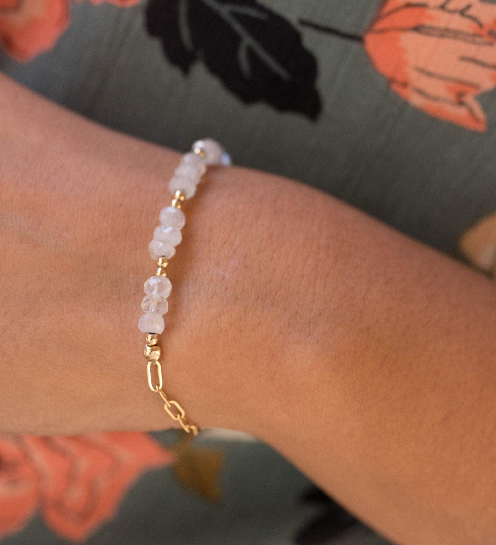 Moonstone Bracelet ~ Gold Filled or Sterling Silver 925 ~ MB018 - Maresia Jewelry