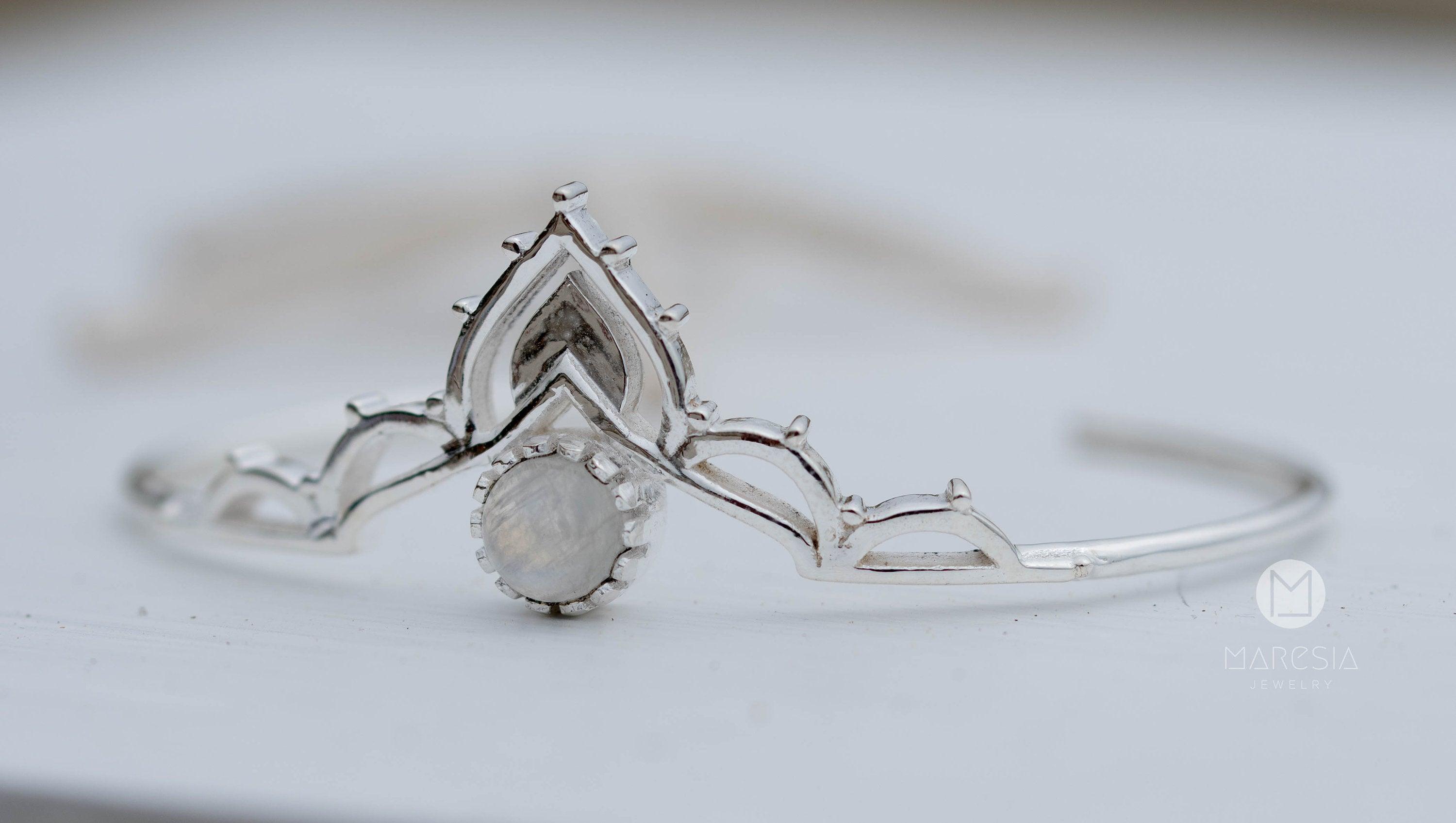 Moonstone Adjustable Bracelet ~ Sterling Silver 925 ~ Handmade ~ Statement ~Jewelry ~Gift For Her ~Gemstone ~Body Jewelry MB034