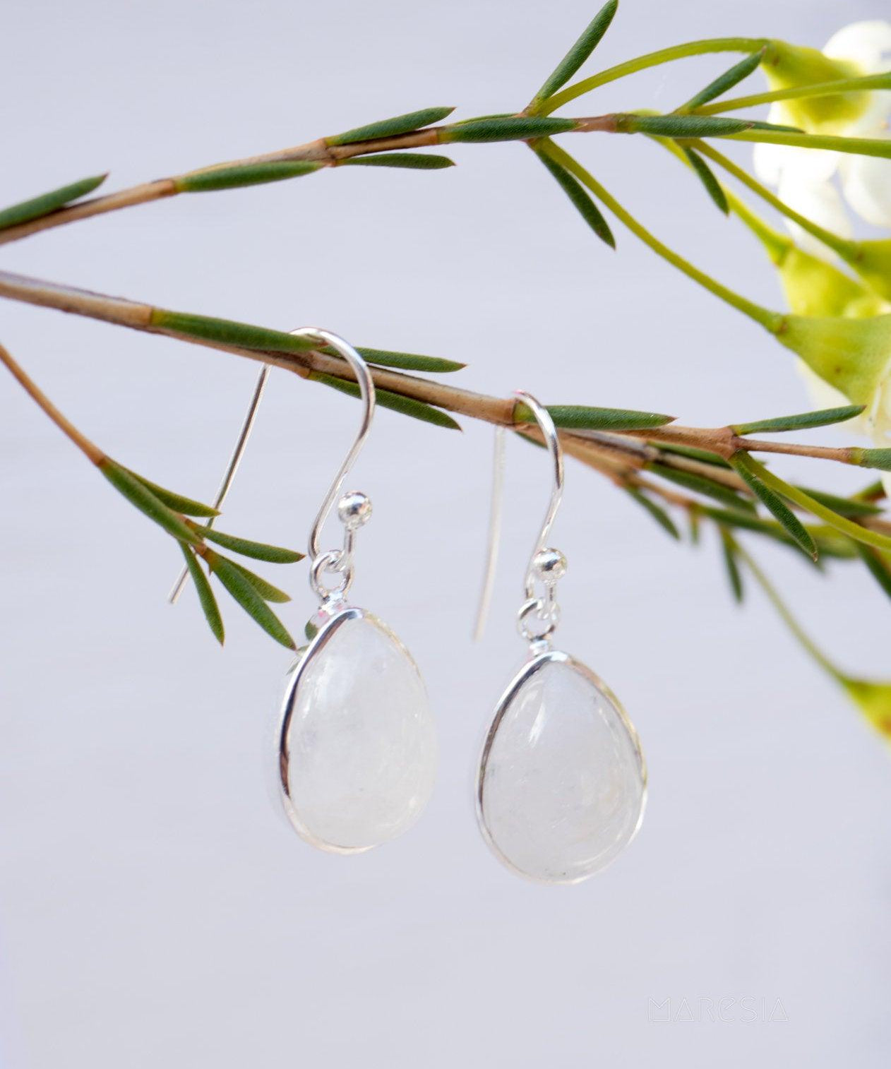 Moonstone Earrings ~ Sterling Silver 925 ~ ME142 - Maresia Jewelry