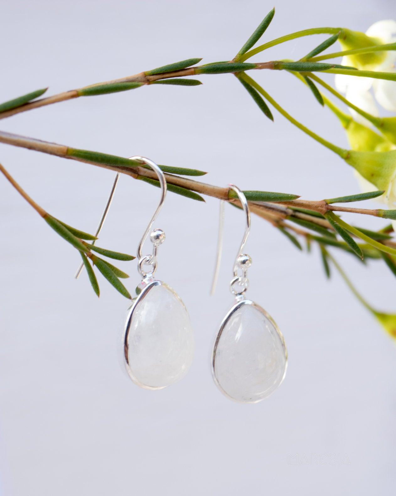 Moonstone Earrings ~ Sterling Silver 925 ~ ME142 - Maresia Jewelry