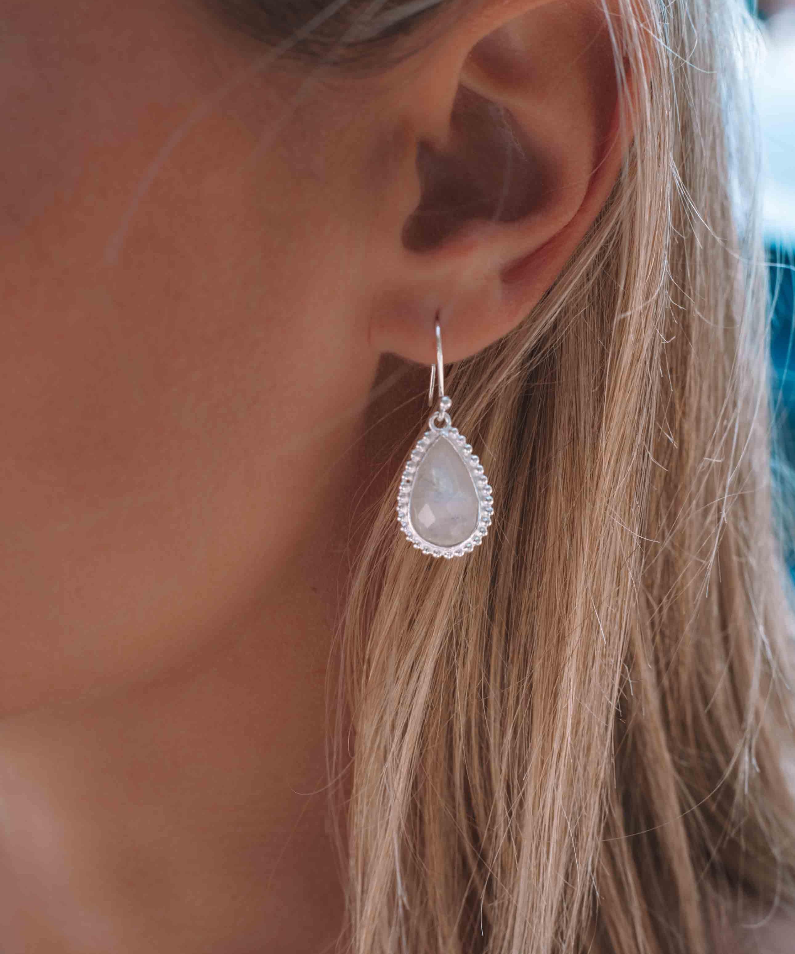 Moonstone Earrings ~ Sterling Silver 925 ~ ME195 - Maresia Jewelry