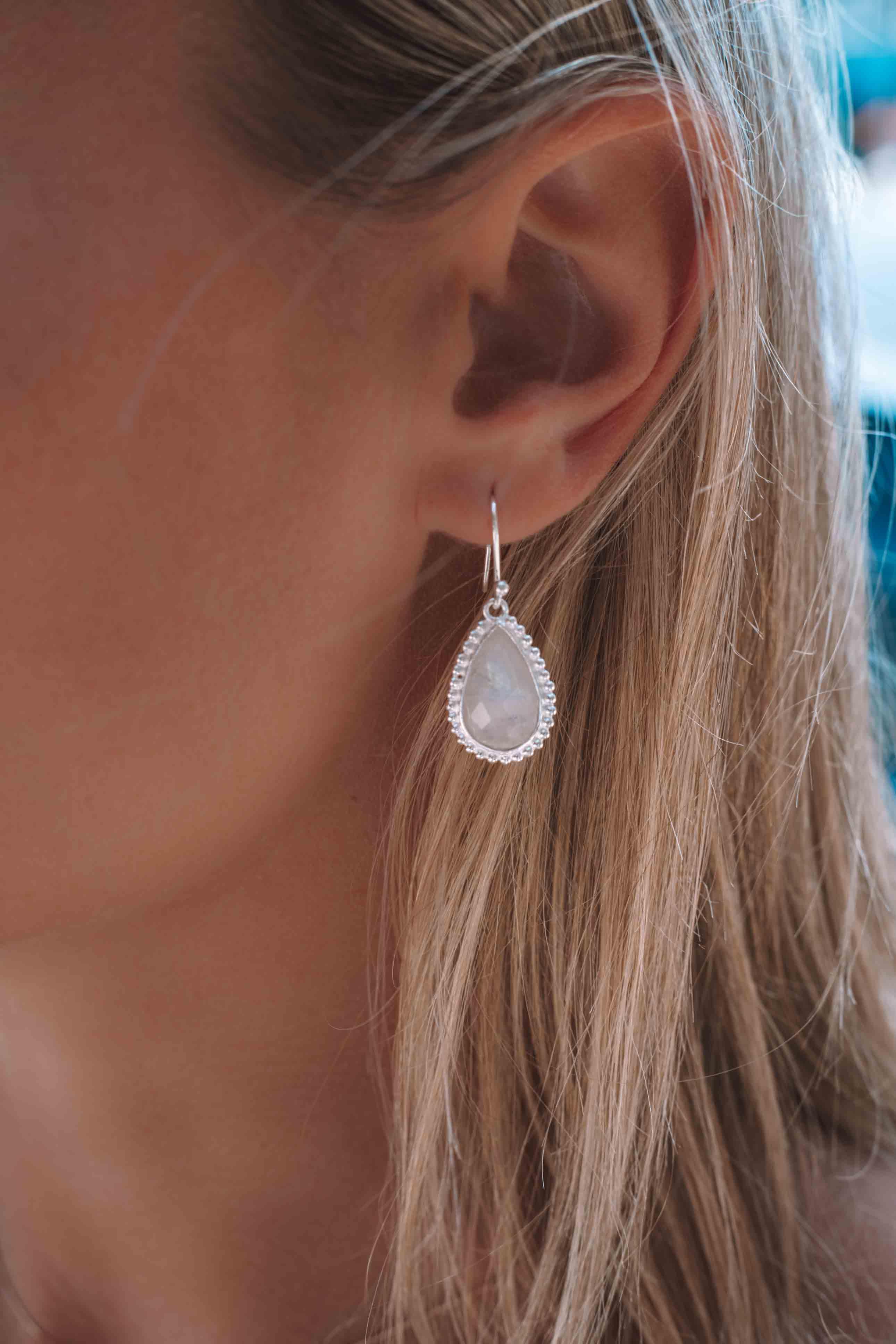 Moonstone Earrings ~ Sterling Silver 925 ~ ME195 - Maresia Jewelry