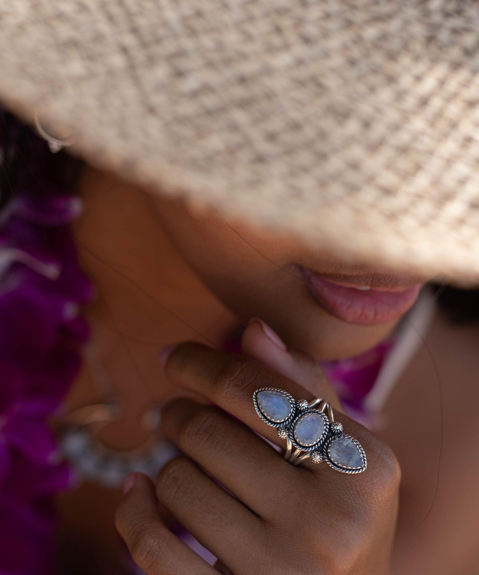 Moonstone Ring ~  Sterling Silver 925 ~ Handmade ~ Gemstone ~ Statement ~ Everyday ~ Hippie ~Bohemian~June Birthstone ~ MR246