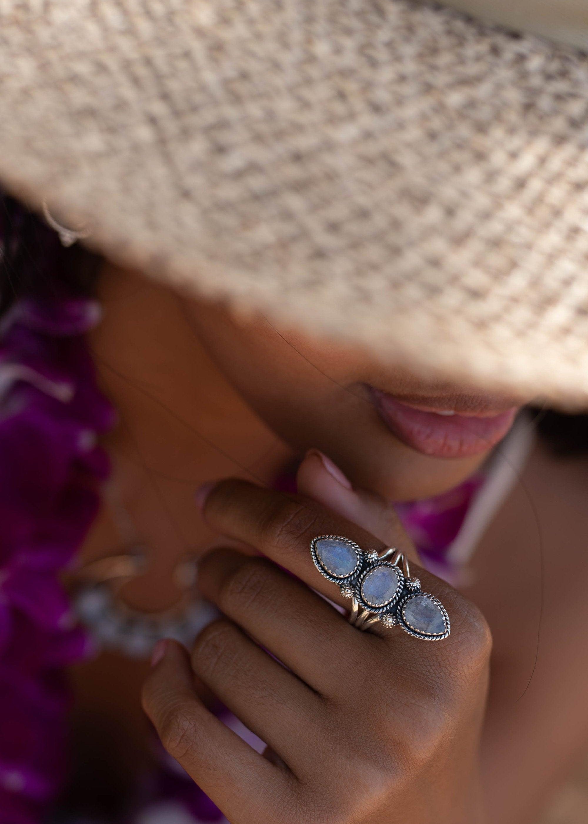 Moonstone Ring ~  Sterling Silver 925 ~ Handmade ~ Gemstone ~ Statement ~ Everyday ~ Hippie ~Bohemian~June Birthstone ~ MR246