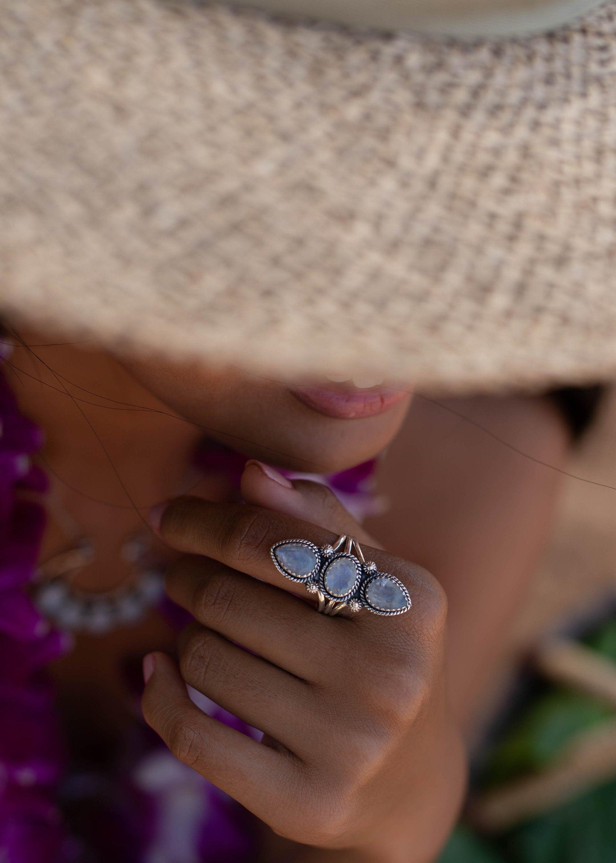 Moonstone Ring ~  Sterling Silver 925 ~ Handmade ~ Gemstone ~ Statement ~ Everyday ~ Hippie ~Bohemian~June Birthstone ~ MR246