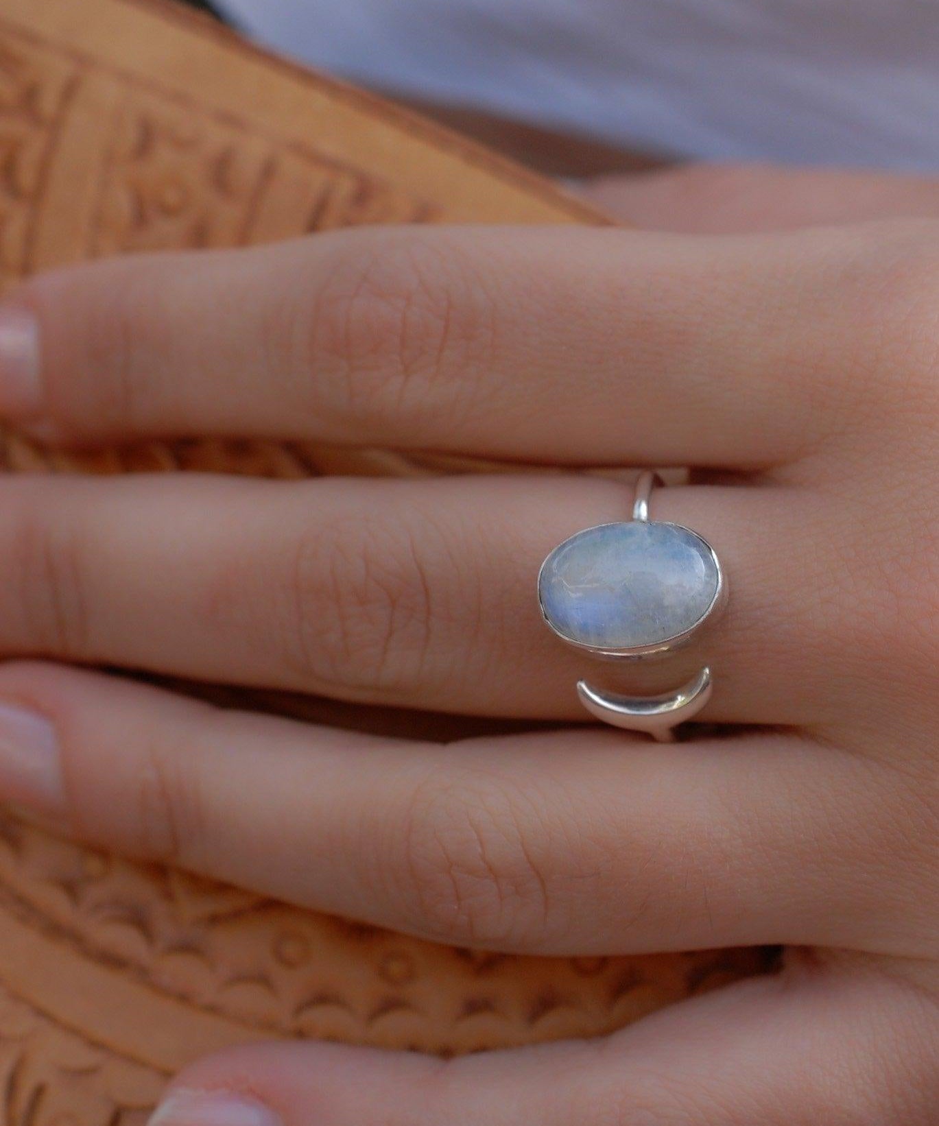 Moonstone Ring ~ Sterling Silver 925 ~MR003 - Maresia Jewelry