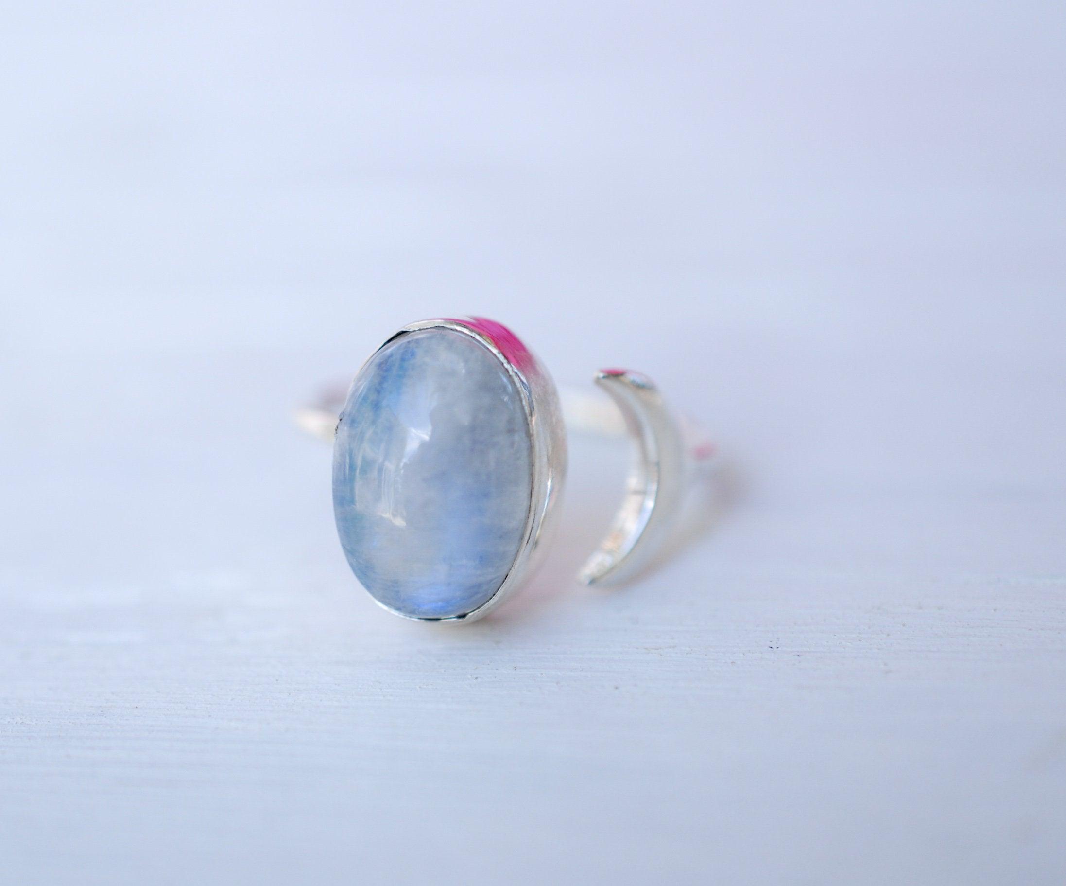 Moonstone Ring ~ Sterling Silver 925 ~MR003 - Maresia Jewelry
