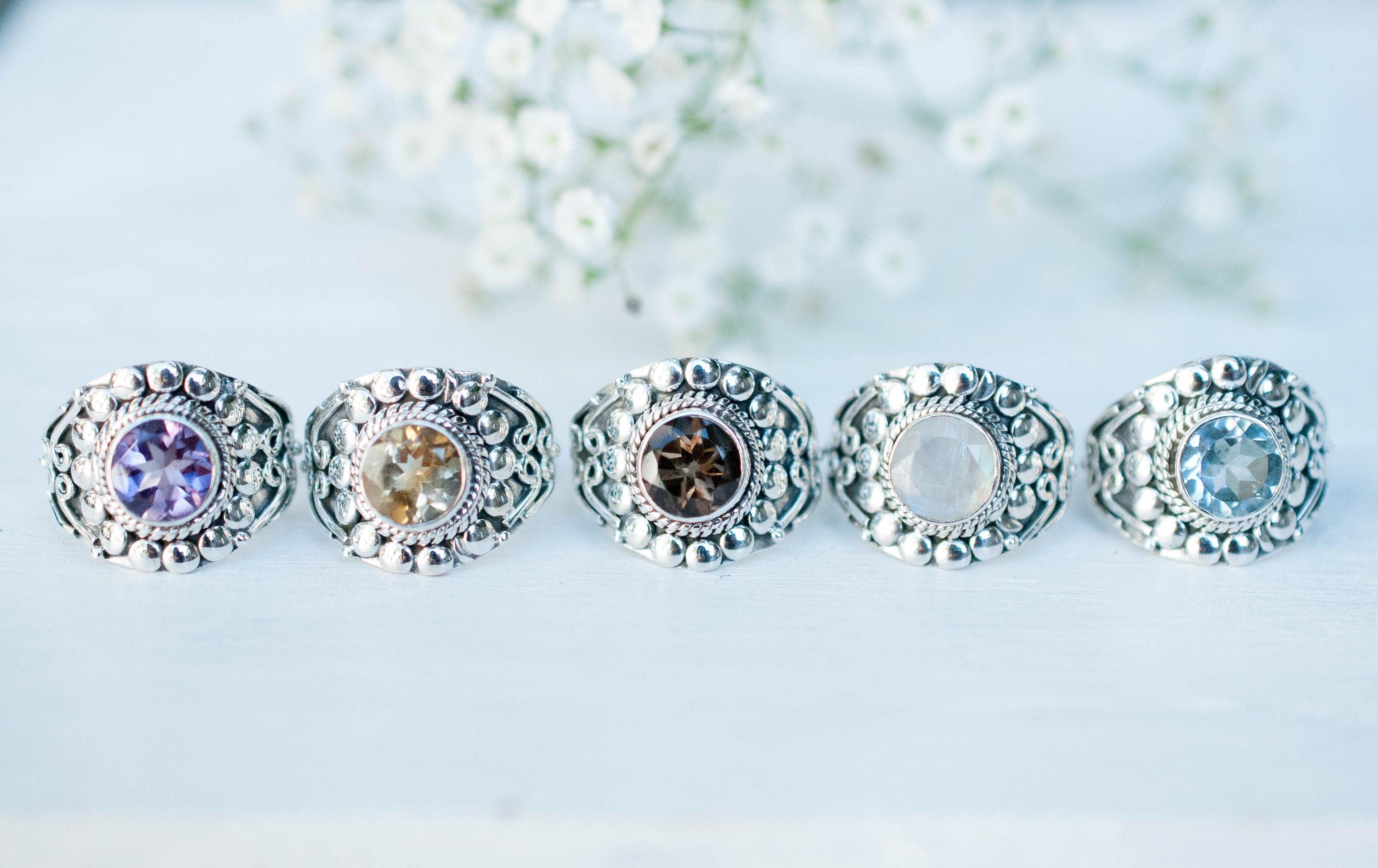 Moonstone Ring ~ Sterling Silver 925 ~MR104A - Maresia Jewelry