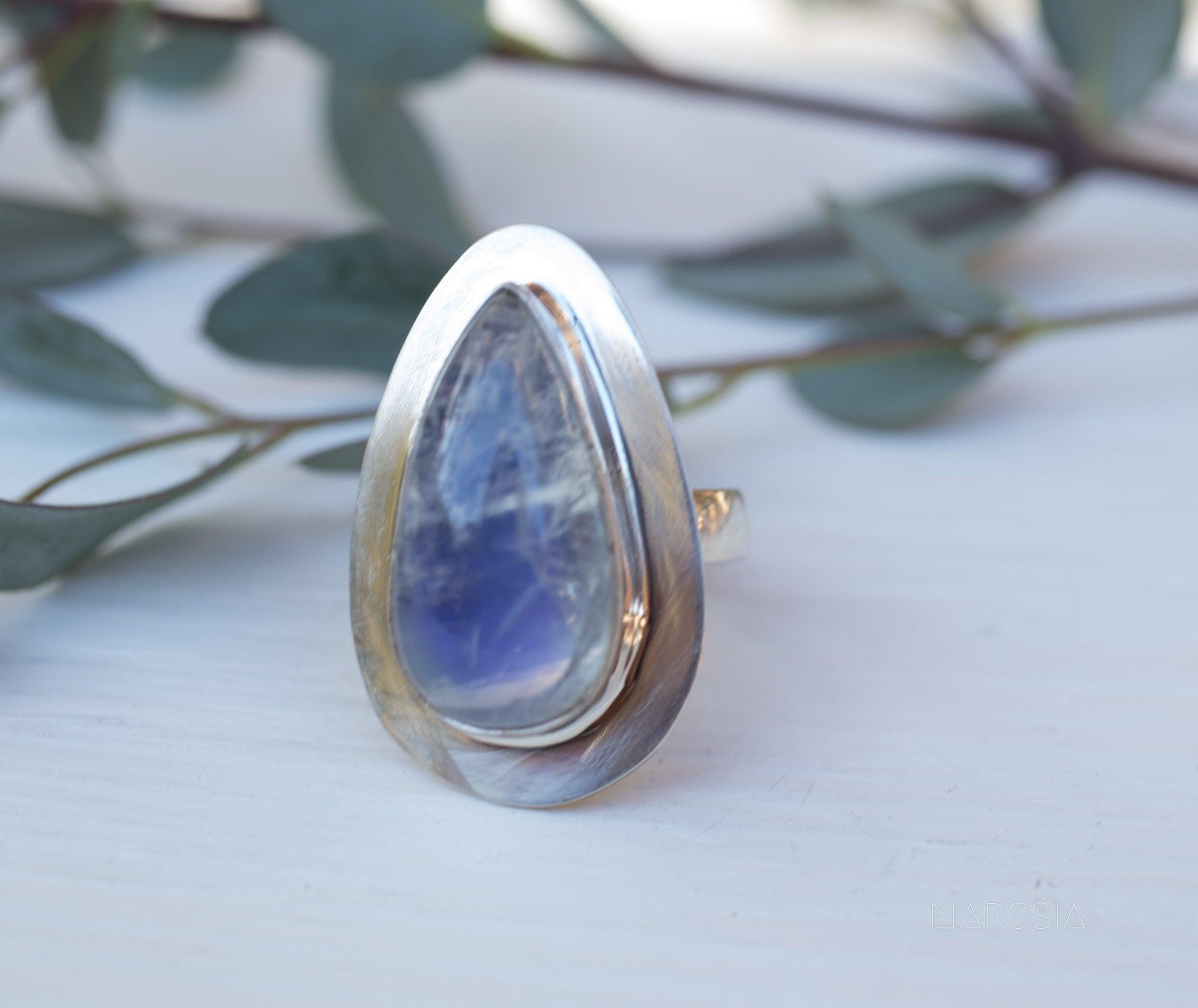 Moonstone Ring ~ Sterling Silver 925 ~ MR075 - Maresia Jewelry