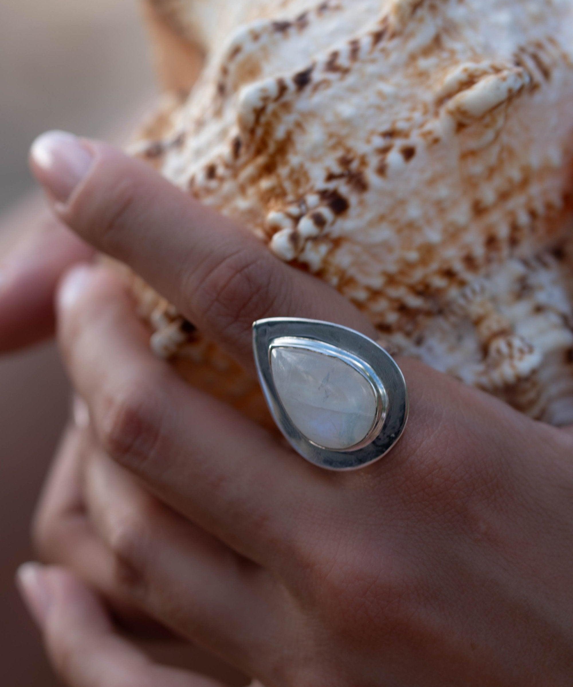 Moonstone Ring ~ Sterling Silver 925 ~ Handmade ~ Gemstone ~ Big ~ Hippie ~ Gypsy ~ Boho ~ Bohemian ~ Tear Drop ~ Stunning~MR108B