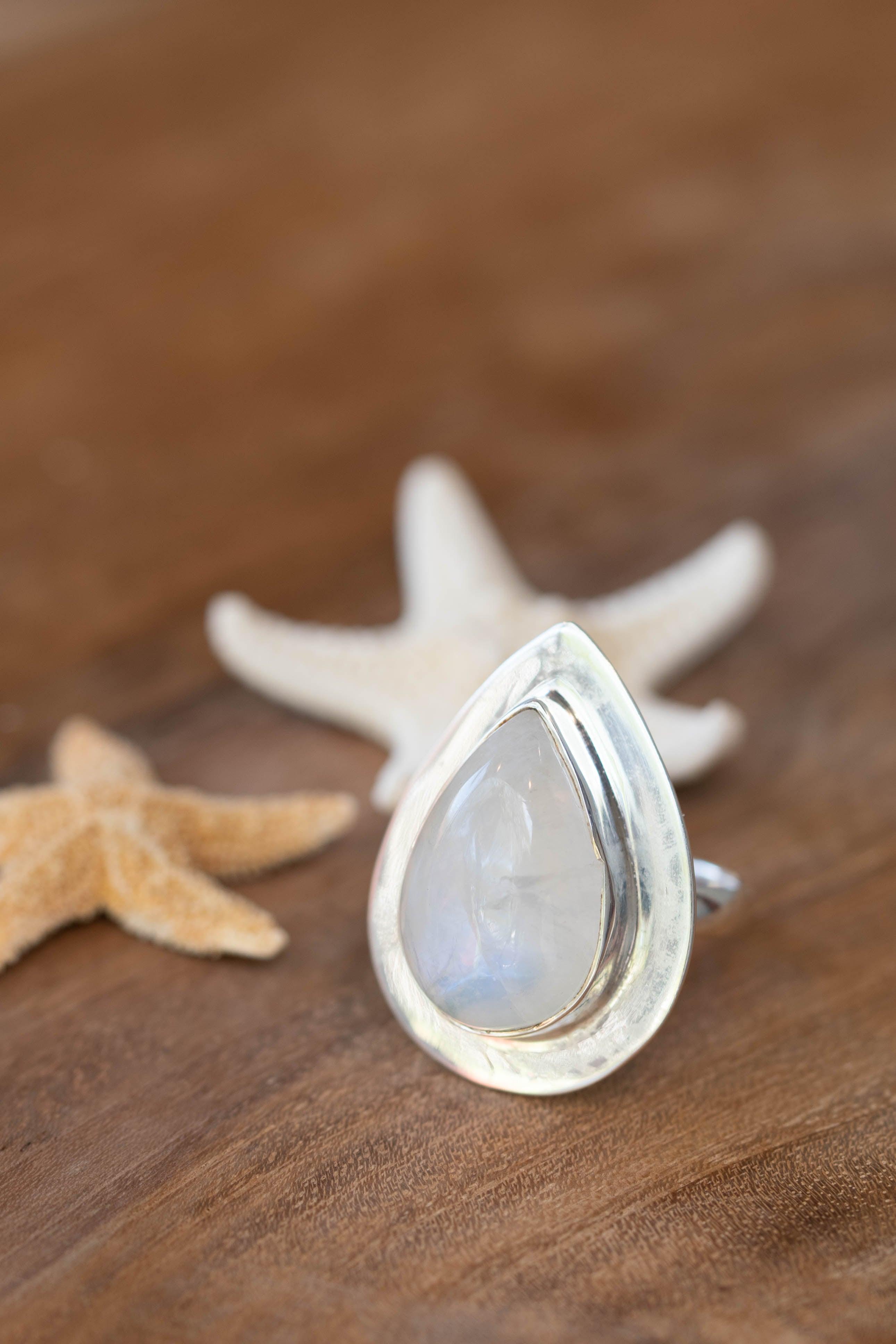 Moonstone Ring ~ Sterling Silver 925 ~ MR108B - Maresia Jewelry