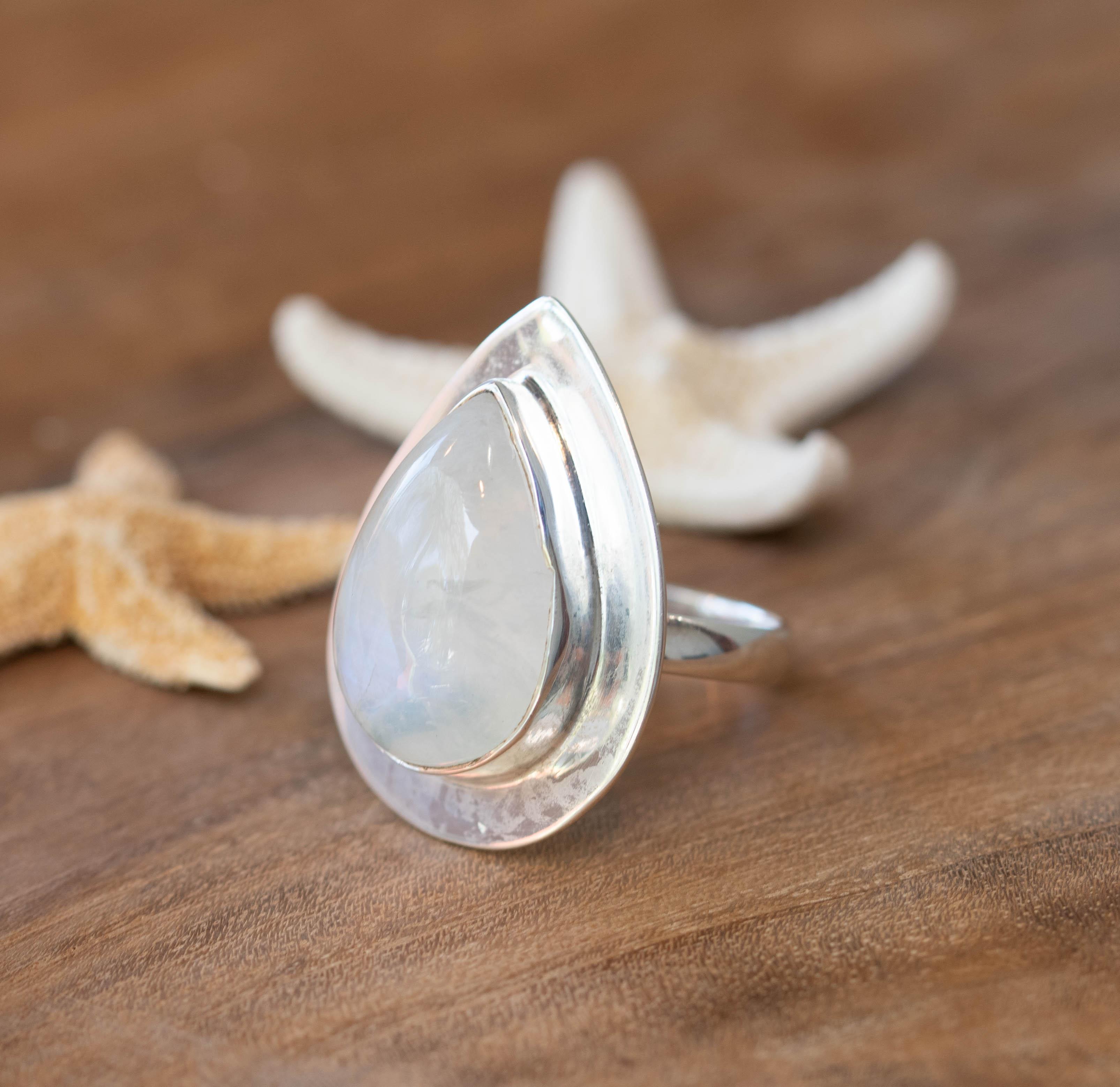 Moonstone Ring ~ Sterling Silver 925 ~ MR108B - Maresia Jewelry