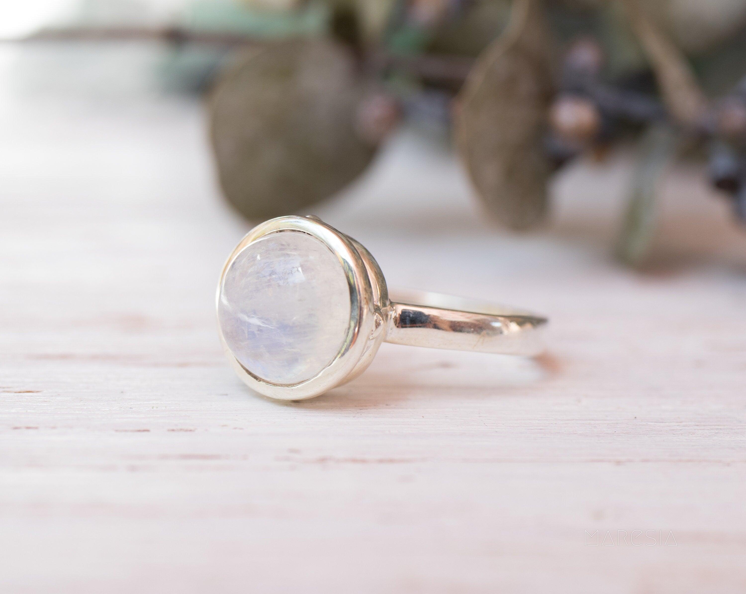 Moonstone Round Ring ~ Sterling Silver 925 ~ Handmade ~ Gemstone ~ Statement ~ Everyday ~ Solitaire ~ Hippie ~Bohemian~June Birthston~ MR129
