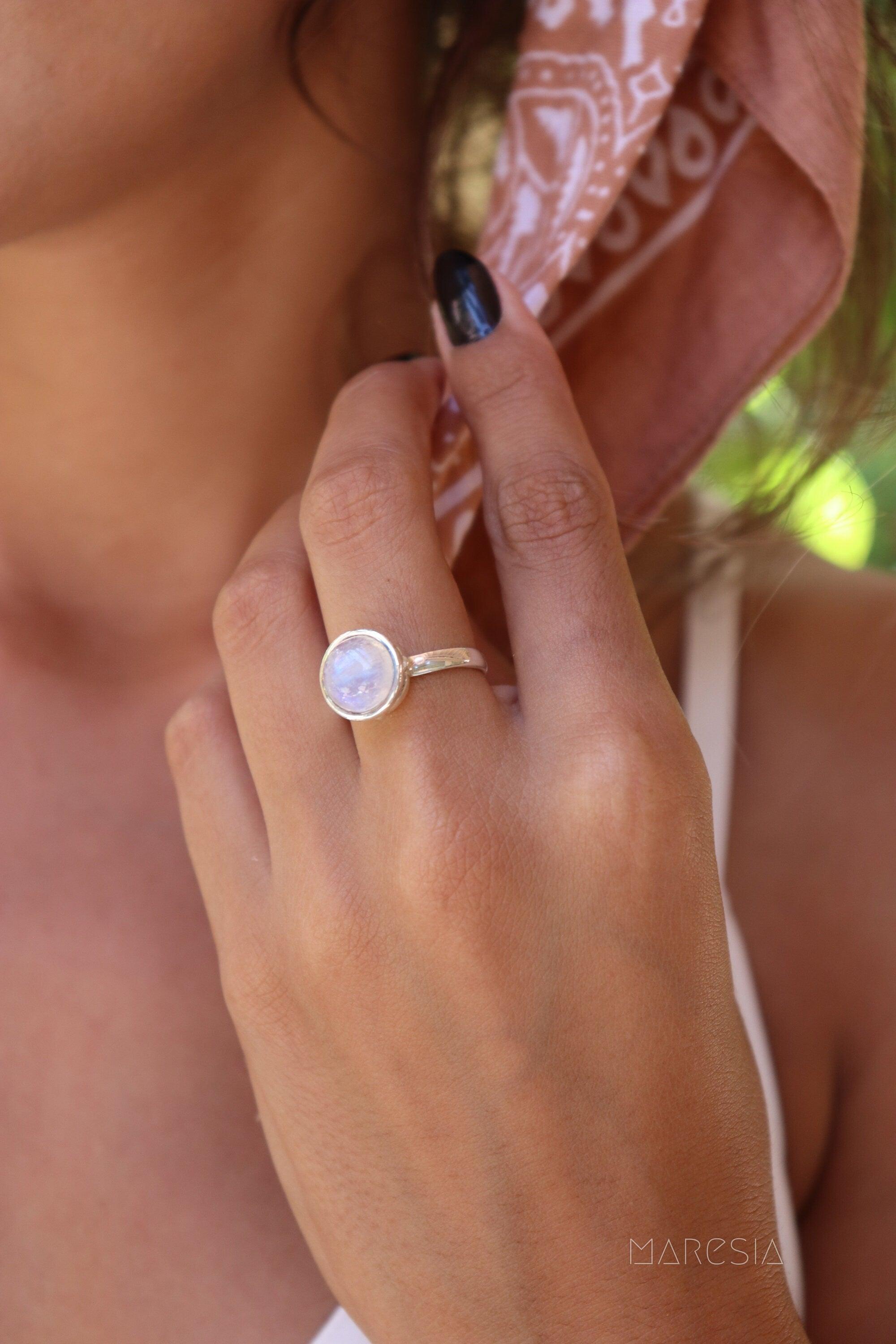 Moonstone Round Ring ~ Sterling Silver 925 ~ Handmade ~ Gemstone ~ Statement ~ Everyday ~ Solitaire ~ Hippie ~Bohemian~June Birthston~ MR129