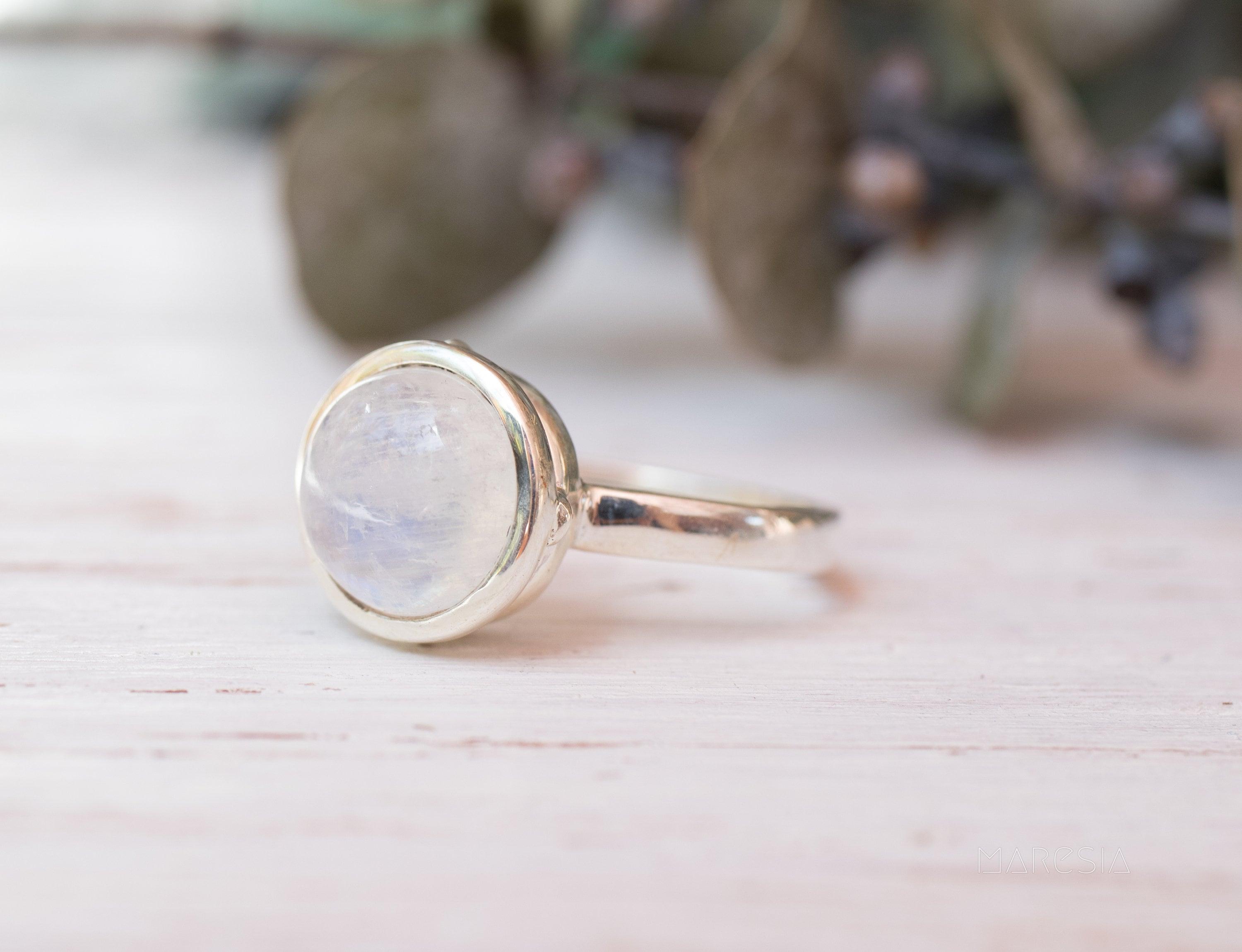 Moonstone Round Ring ~ Sterling Silver 925 ~ Handmade ~ Gemstone ~ Statement ~ Everyday ~ Solitaire ~ Hippie ~Bohemian~June Birthston~ MR129