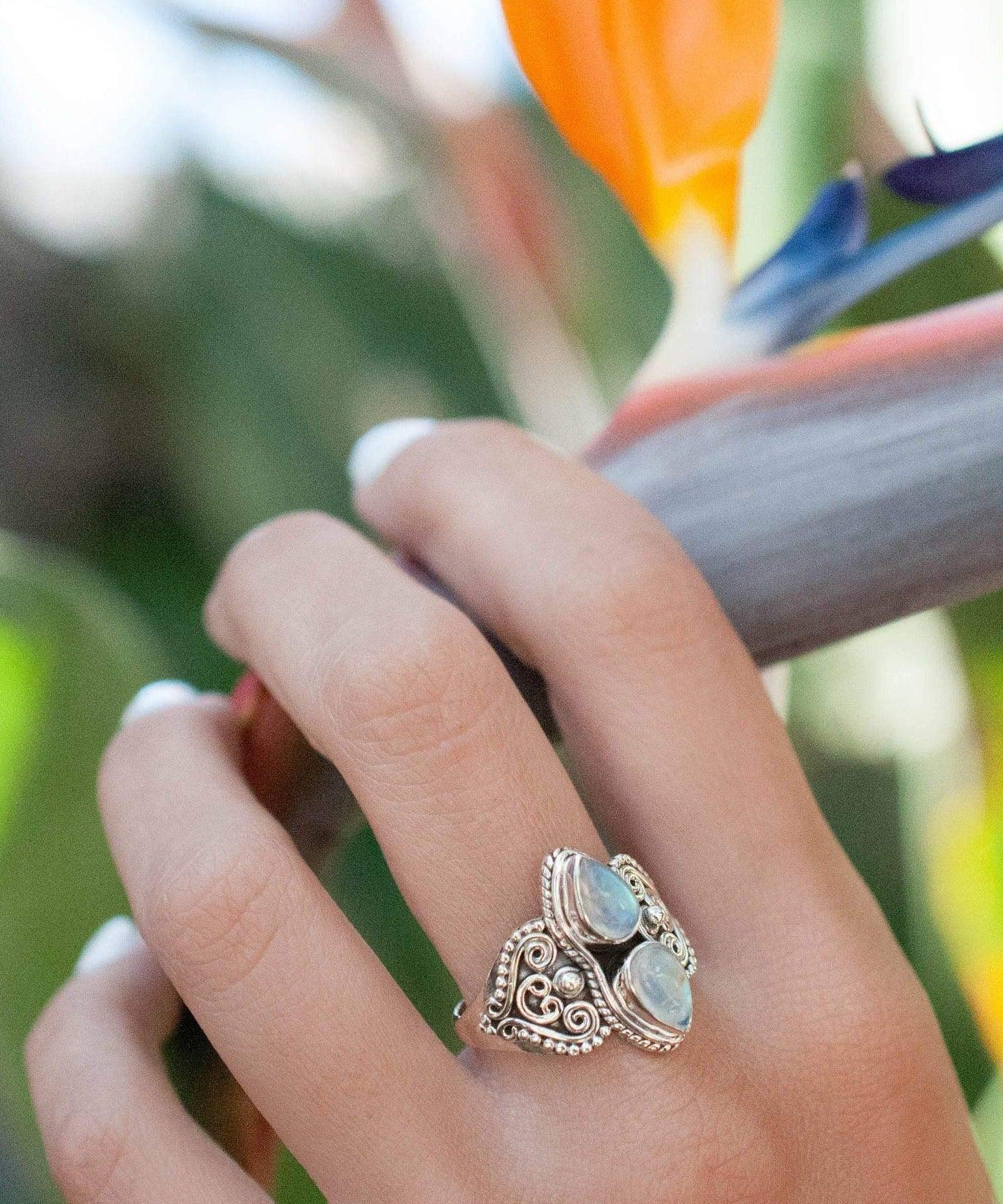 Moonstone Ring  ~ Sterling Silver 925 ~MR142 - Maresia Jewelry