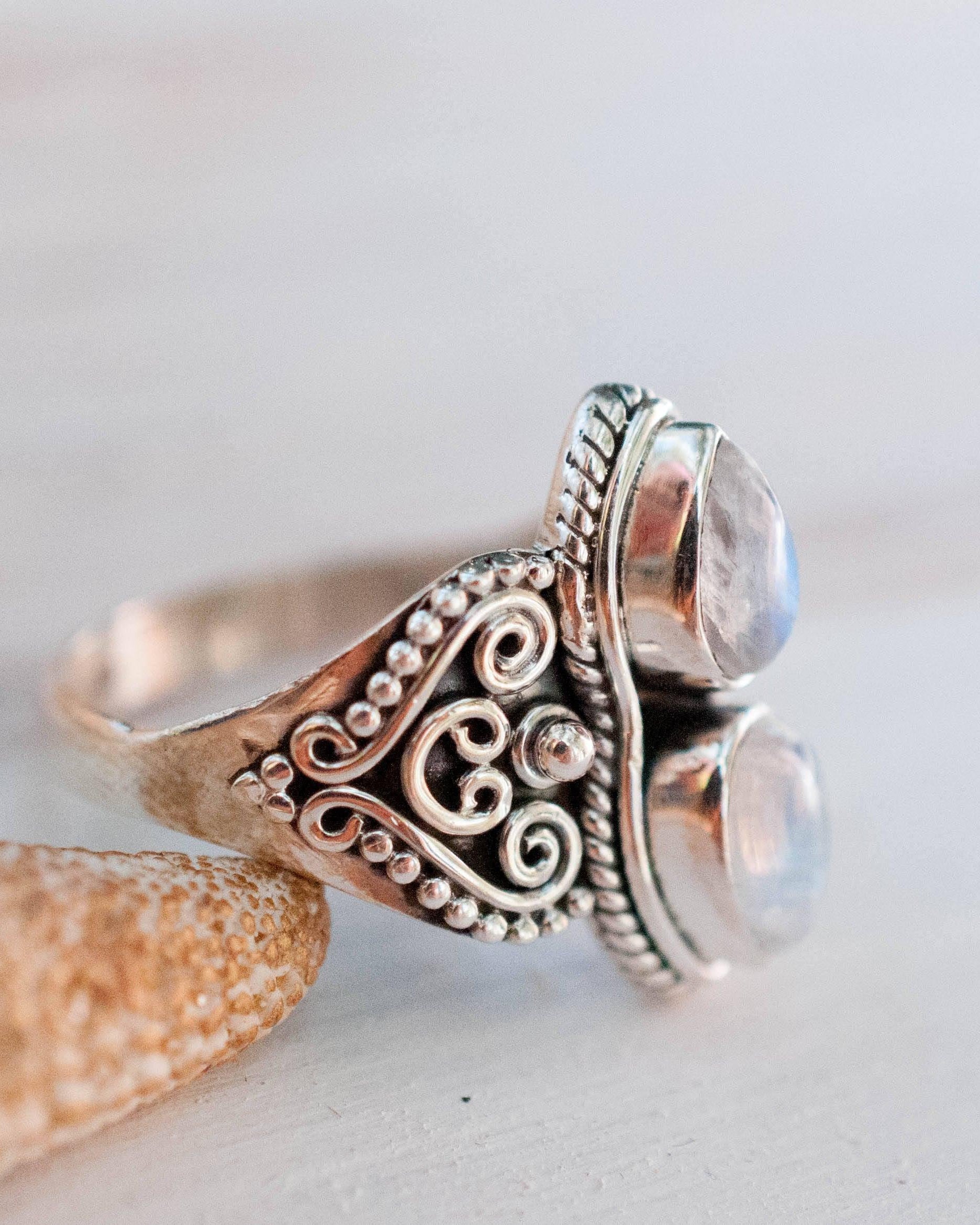 Moonstone Ring  ~ Sterling Silver 925 ~MR142 - Maresia Jewelry