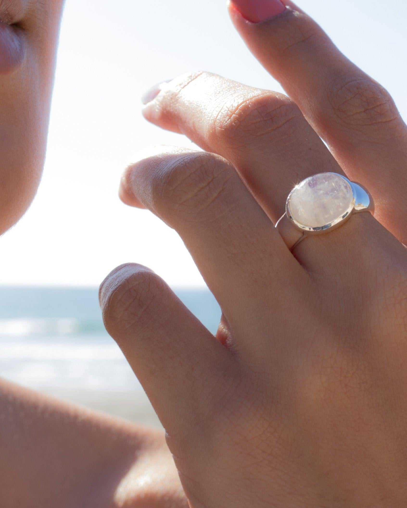Moonstone Ring ~ Sterling Silver 925 ~MR156 - Maresia Jewelry