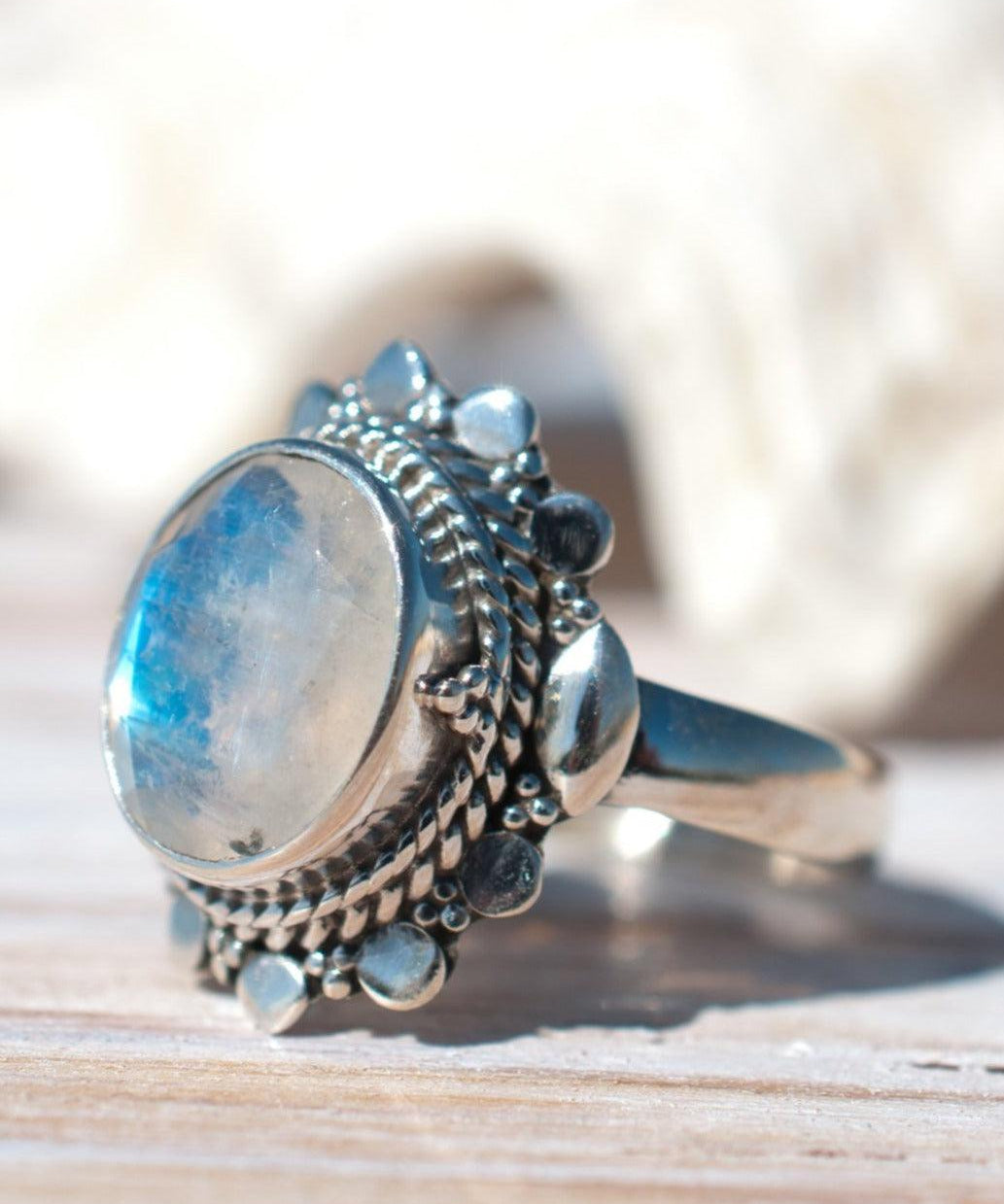 Moonstone Ring ~ Sterling Silver 925 ~ MR175 - Maresia Jewelry