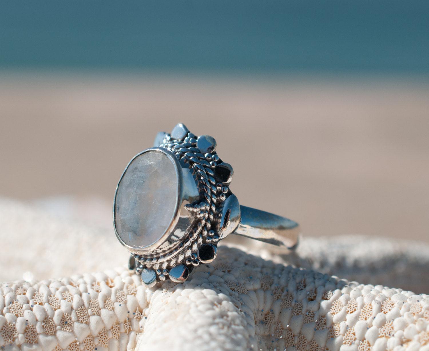 Moonstone Ring ~ Sterling Silver 925 ~ MR175 - Maresia Jewelry