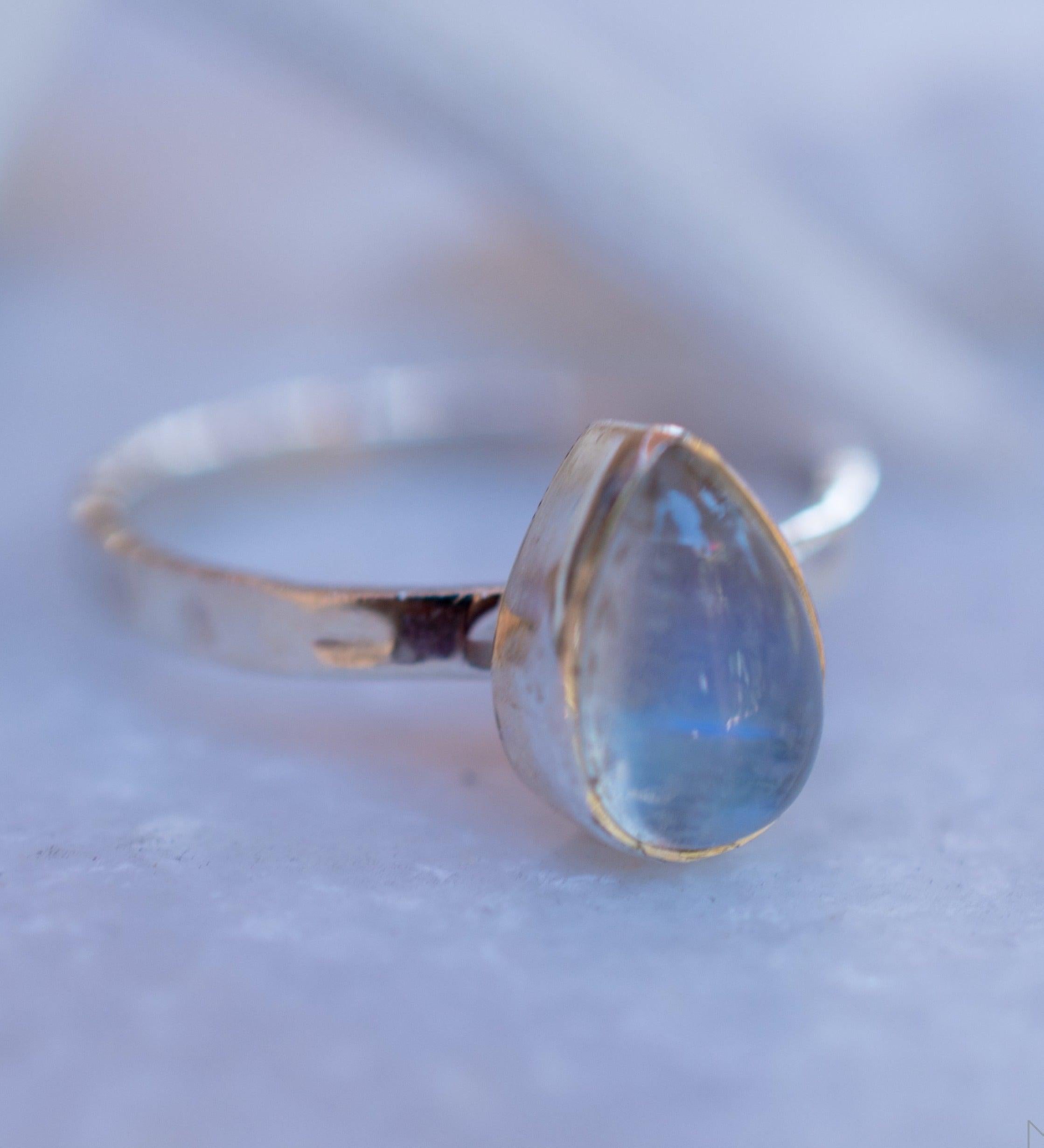 Moonstone Ring ~Sterling Silver 925 ~ MR206 - Maresia Jewelry